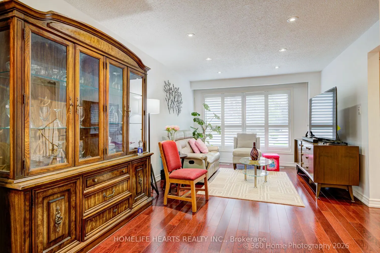625 Rathburn Road 32 photo 5