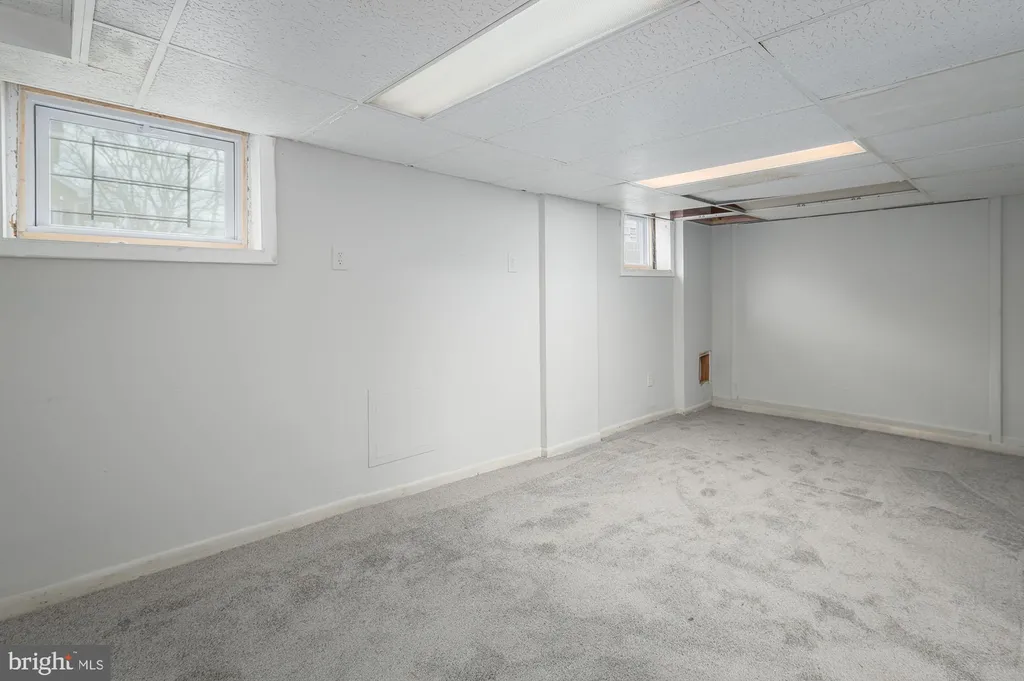 3220 Bayonne Avenue, Baltimore, MD 21214