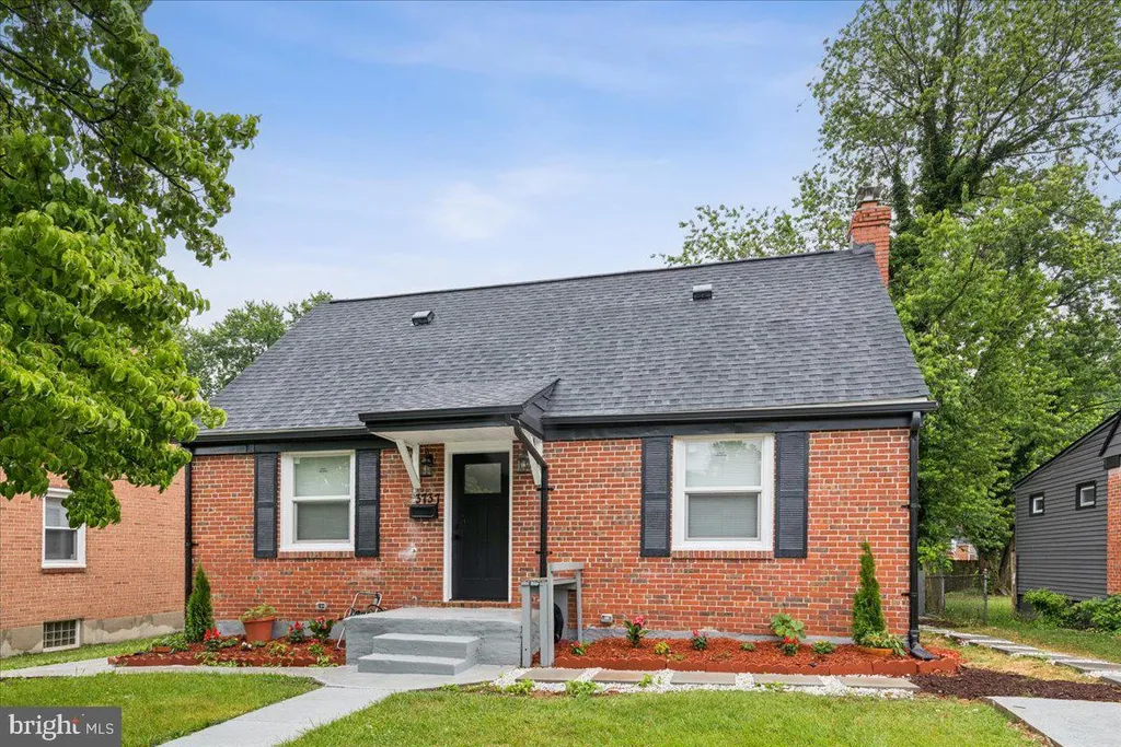 3737 Sylvan Drive, Baltimore, MD 21207 photo 2
