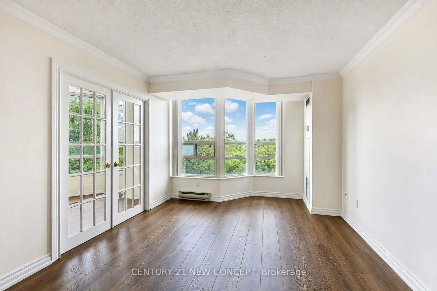 250 Webb Drive 604 photo 5