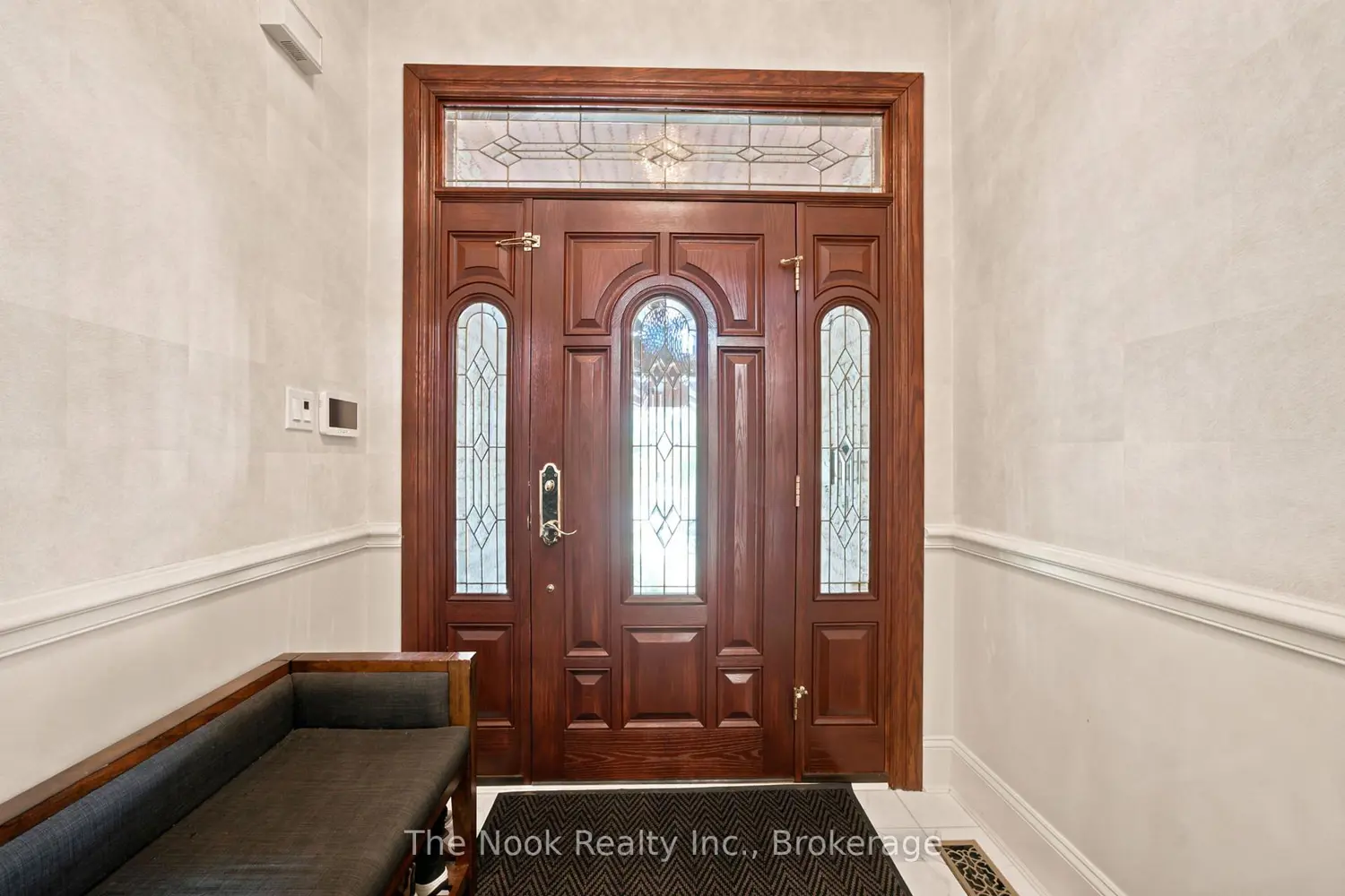 1018 Lockwood Circle