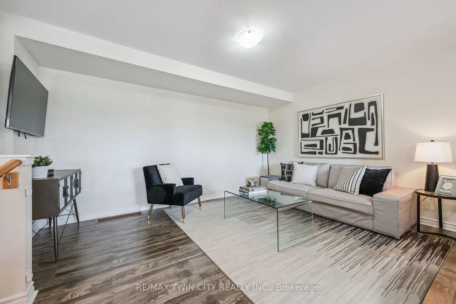 9 Outlook Terrace photo 4