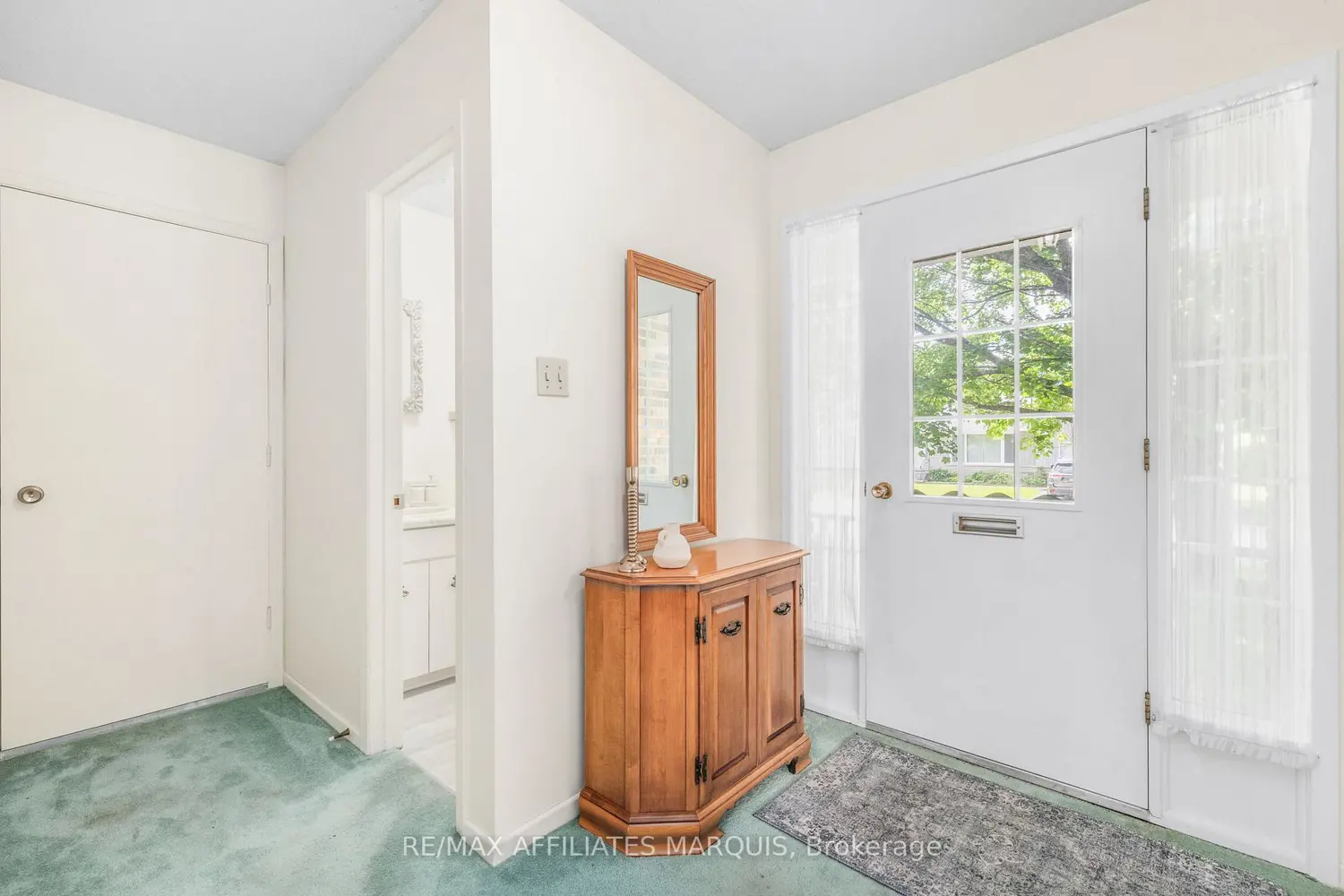 15 Glenview Crescent photo 2