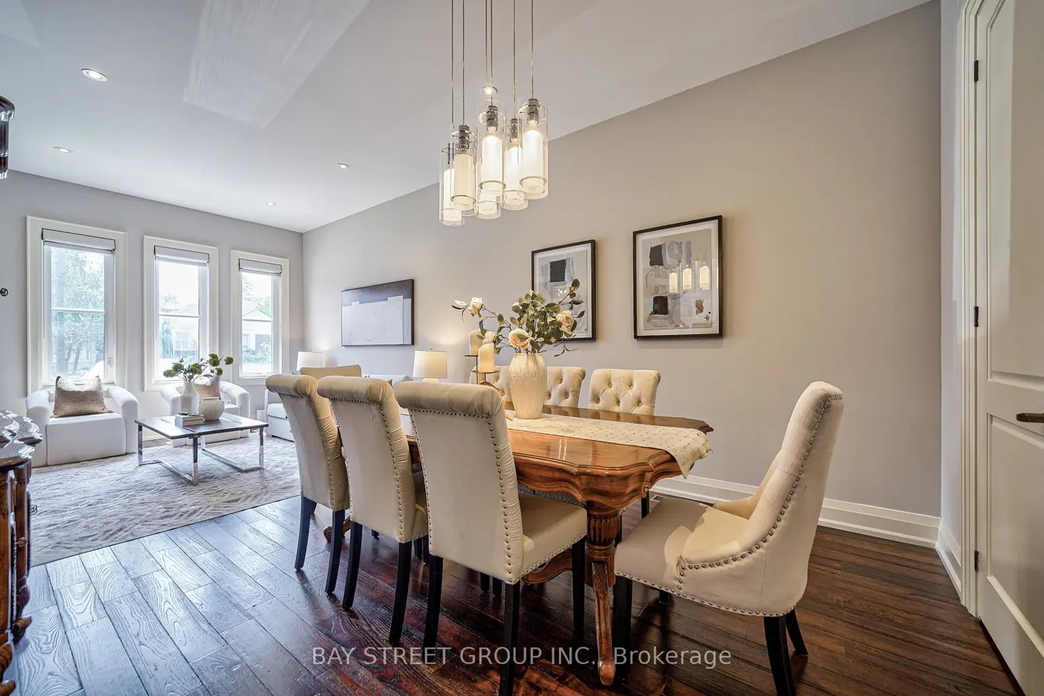 80 Churchill Avenue photo 5