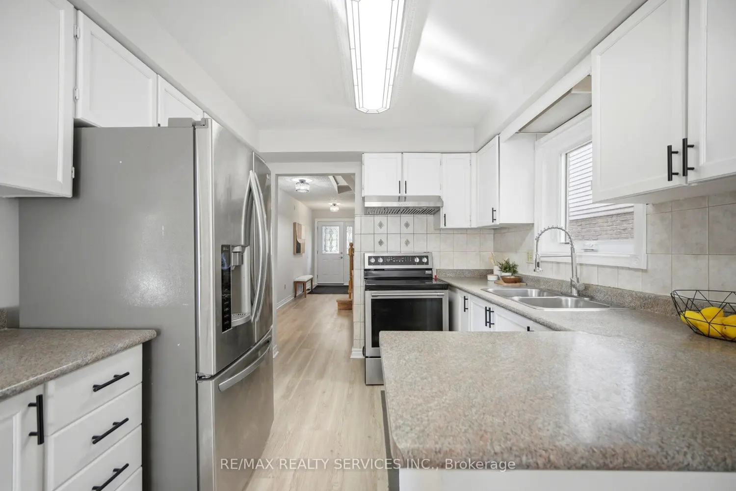 1842 Cricket Lane photo 5