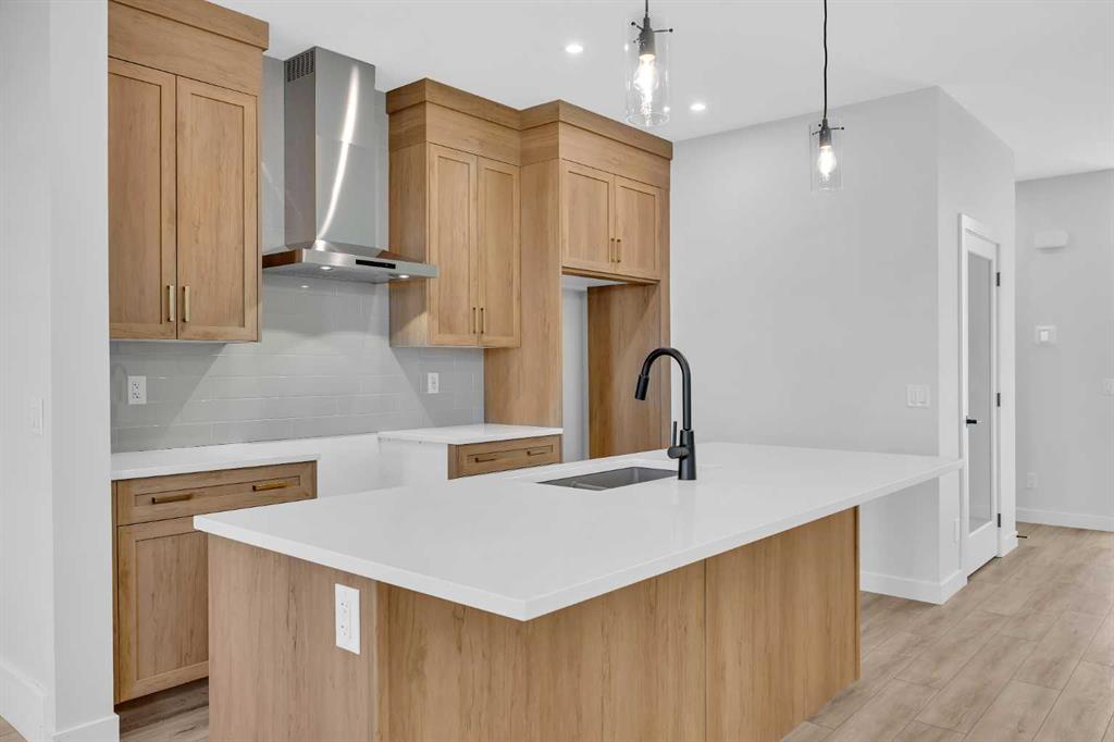 26 Versant Path SW, Calgary, AB, T2Y 0Z4