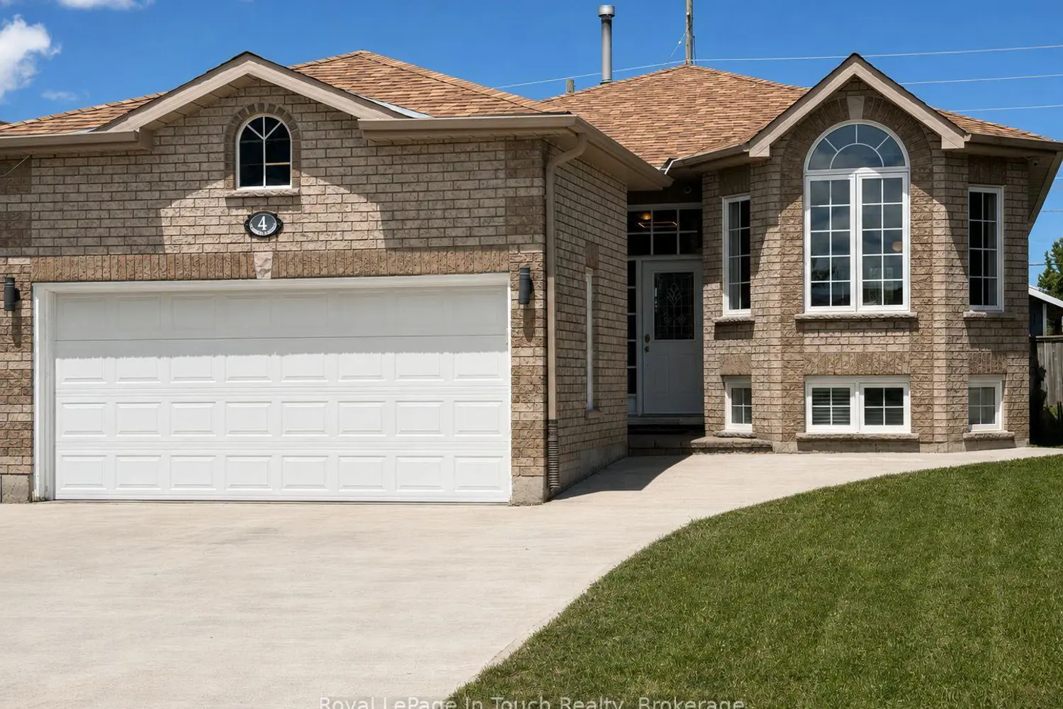 4 Danielle Crescent