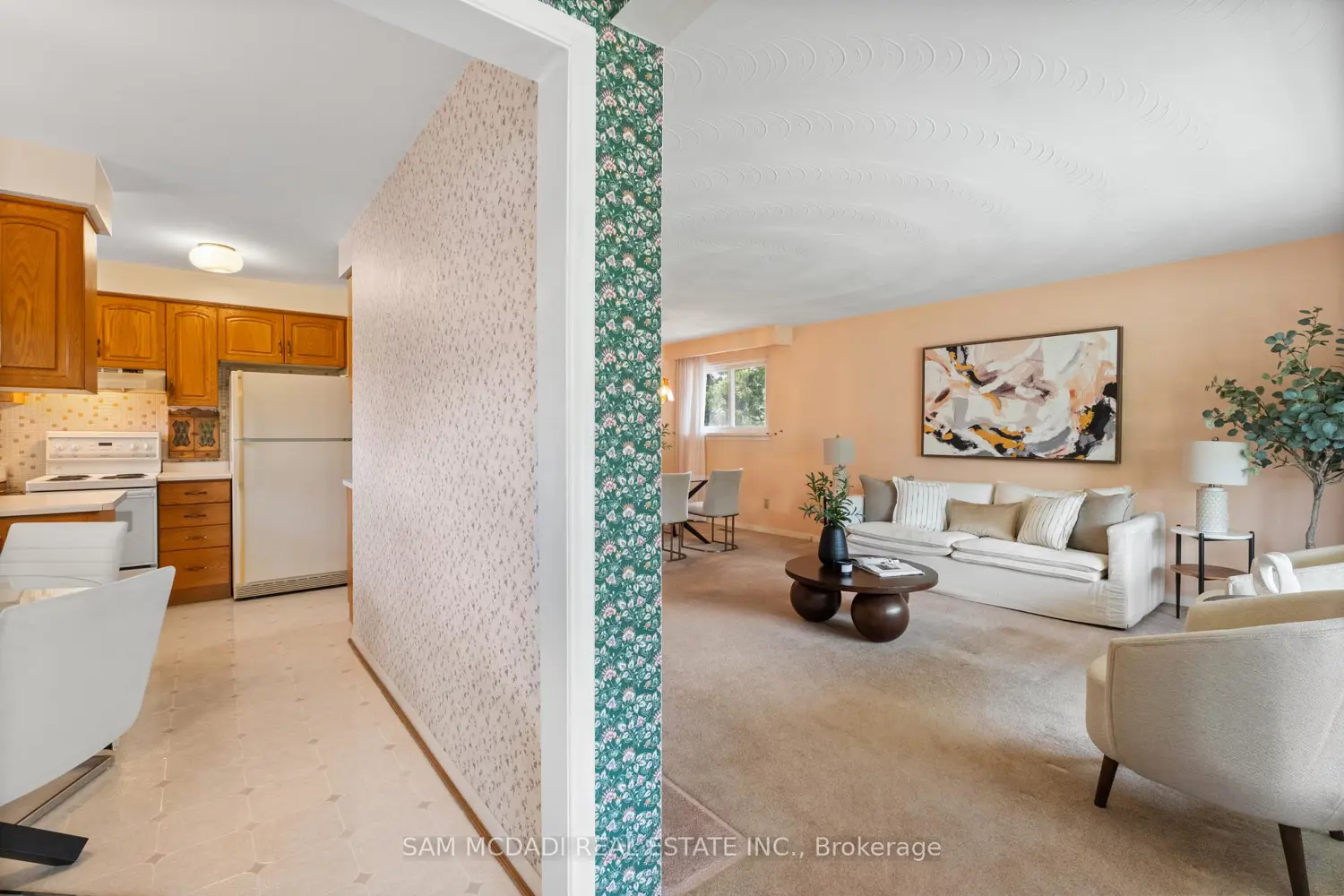 757 Netherton Crescent photo 4