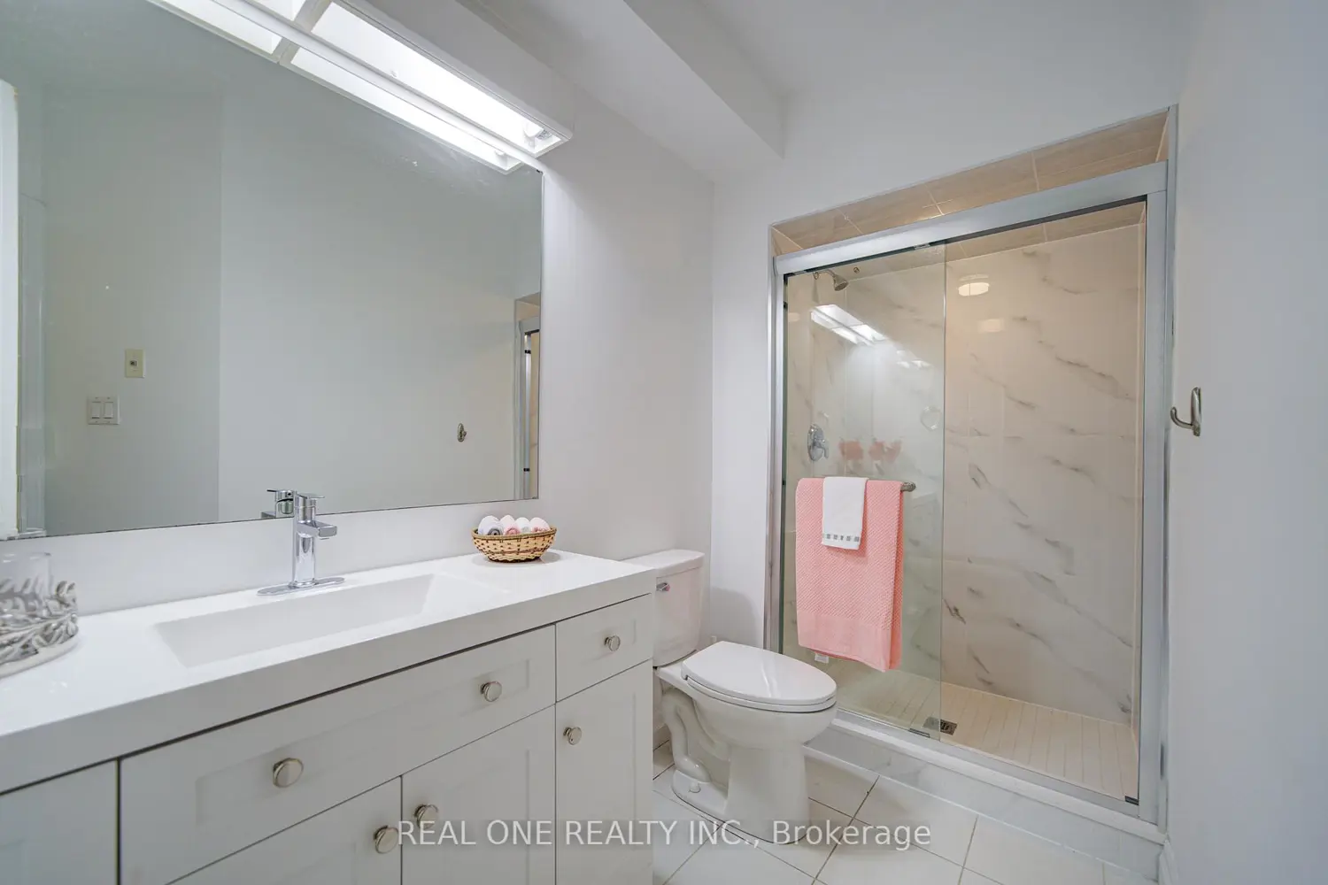 86 Morrison Avenue photo 3