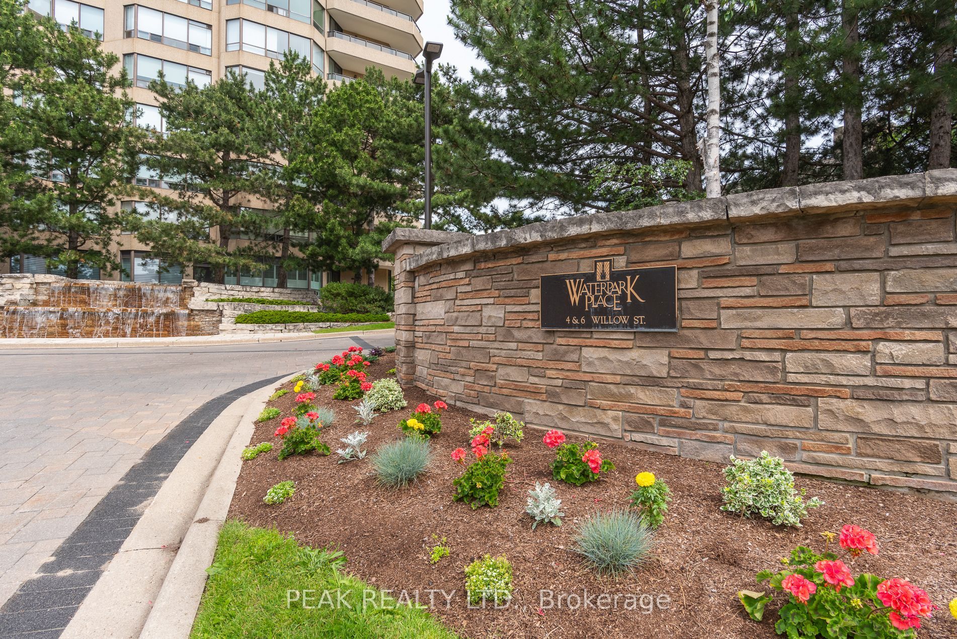 1603-6 Willow Street, Waterloo, ON, N2J 4S3
