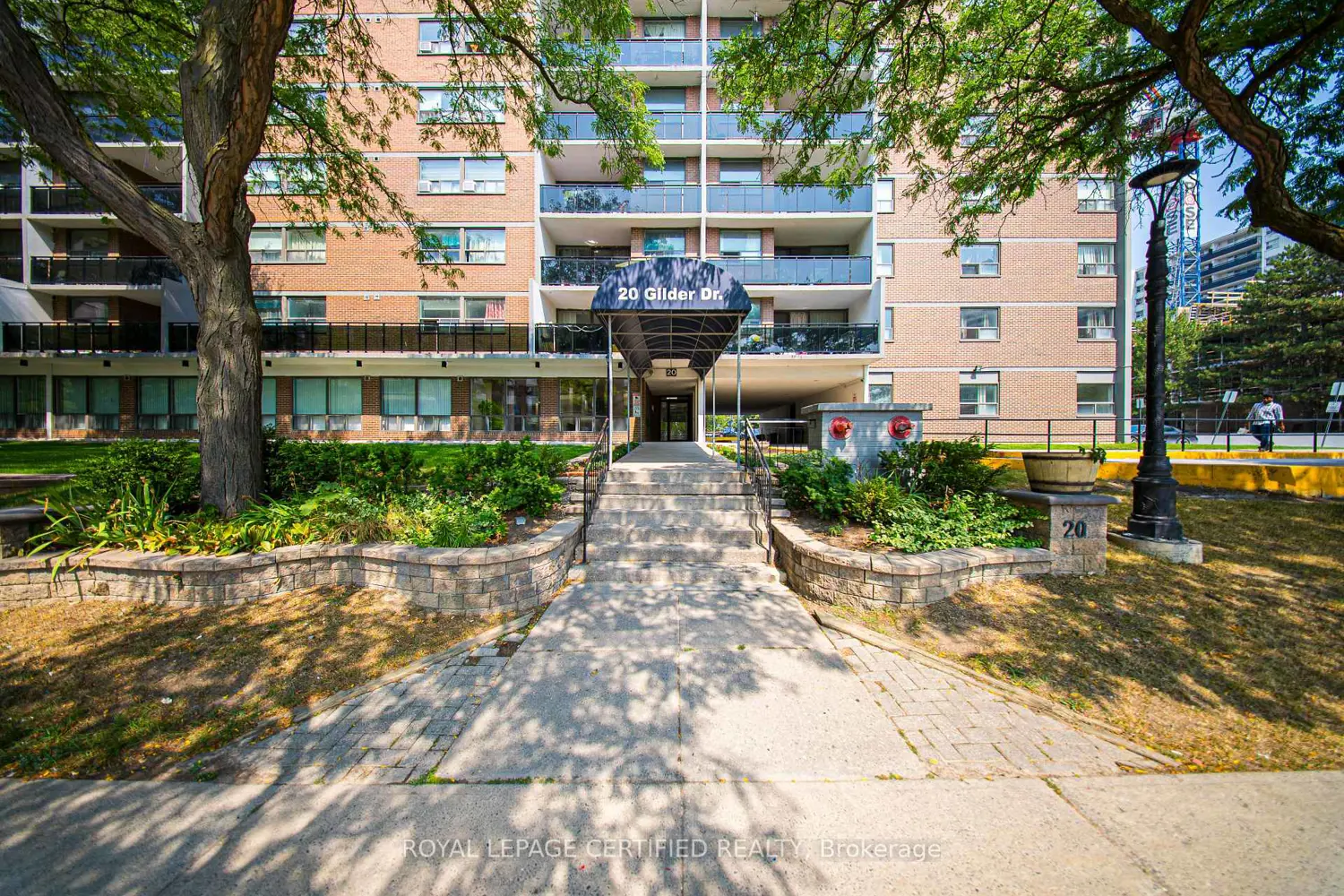 20 Gilder Drive #905
