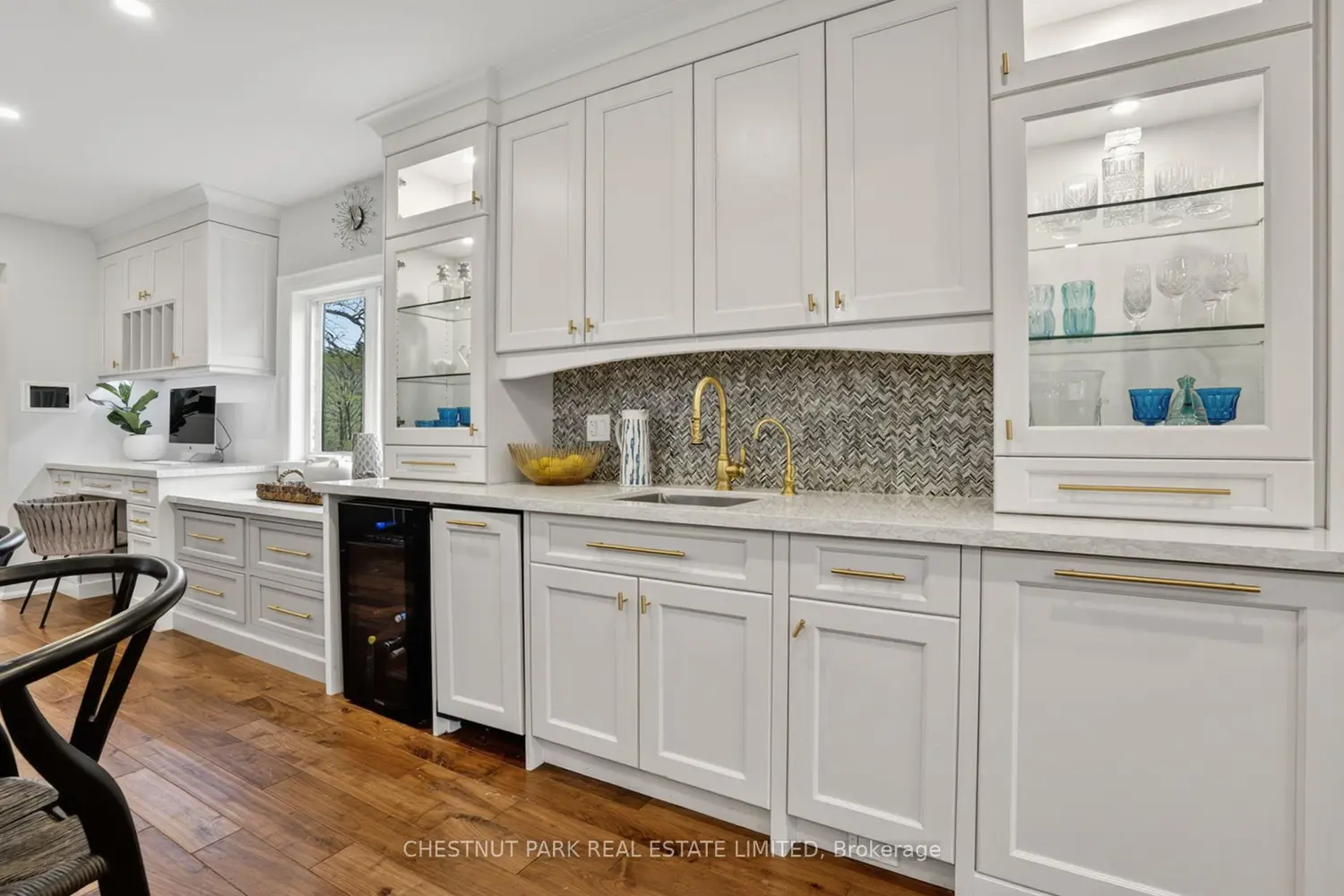 411 Keewatin Avenue photo 2