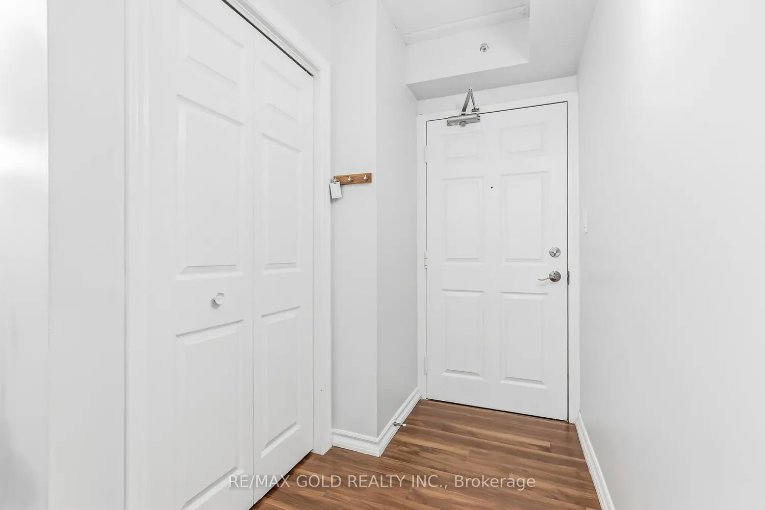 1340 Main Street 202 photo 2