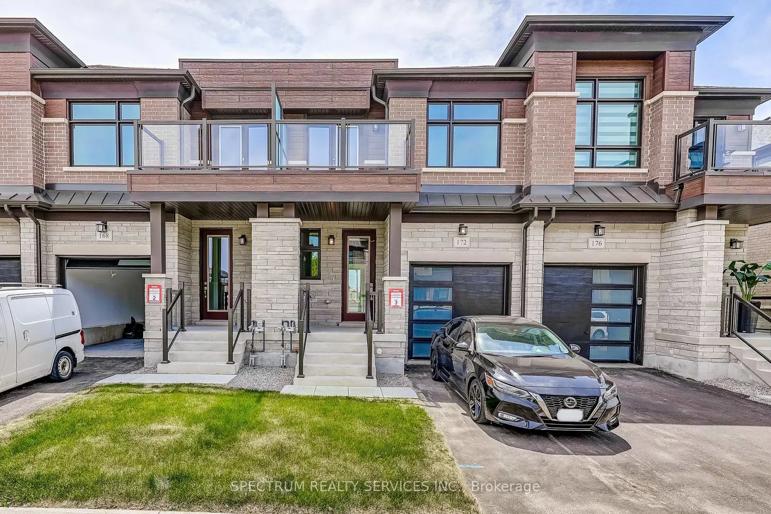 172 Adario Crescent