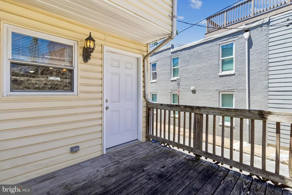 40 E Barney Street, Baltimore, MD 21230
