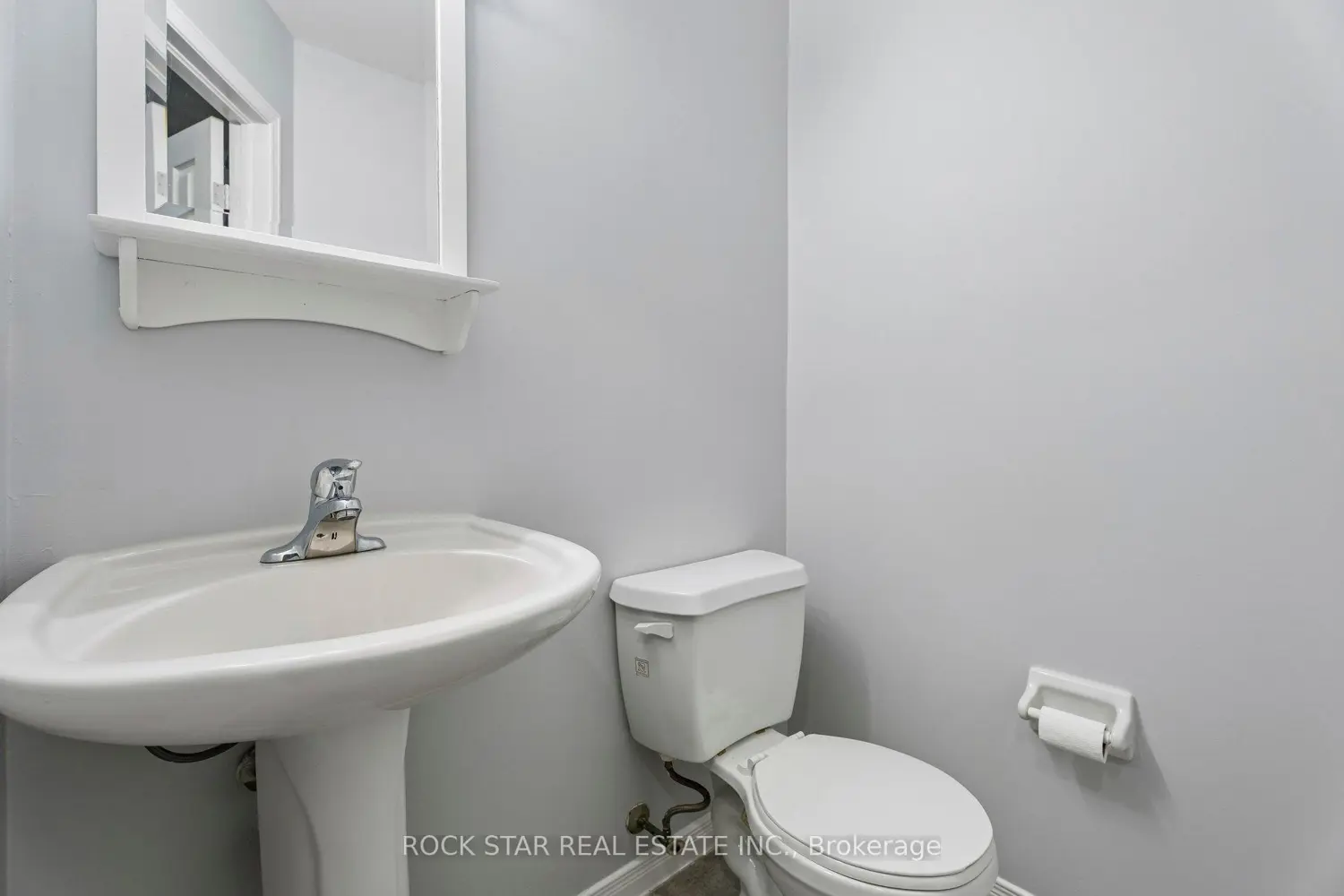 1860 Upper Gage Avenue 3 photo 2