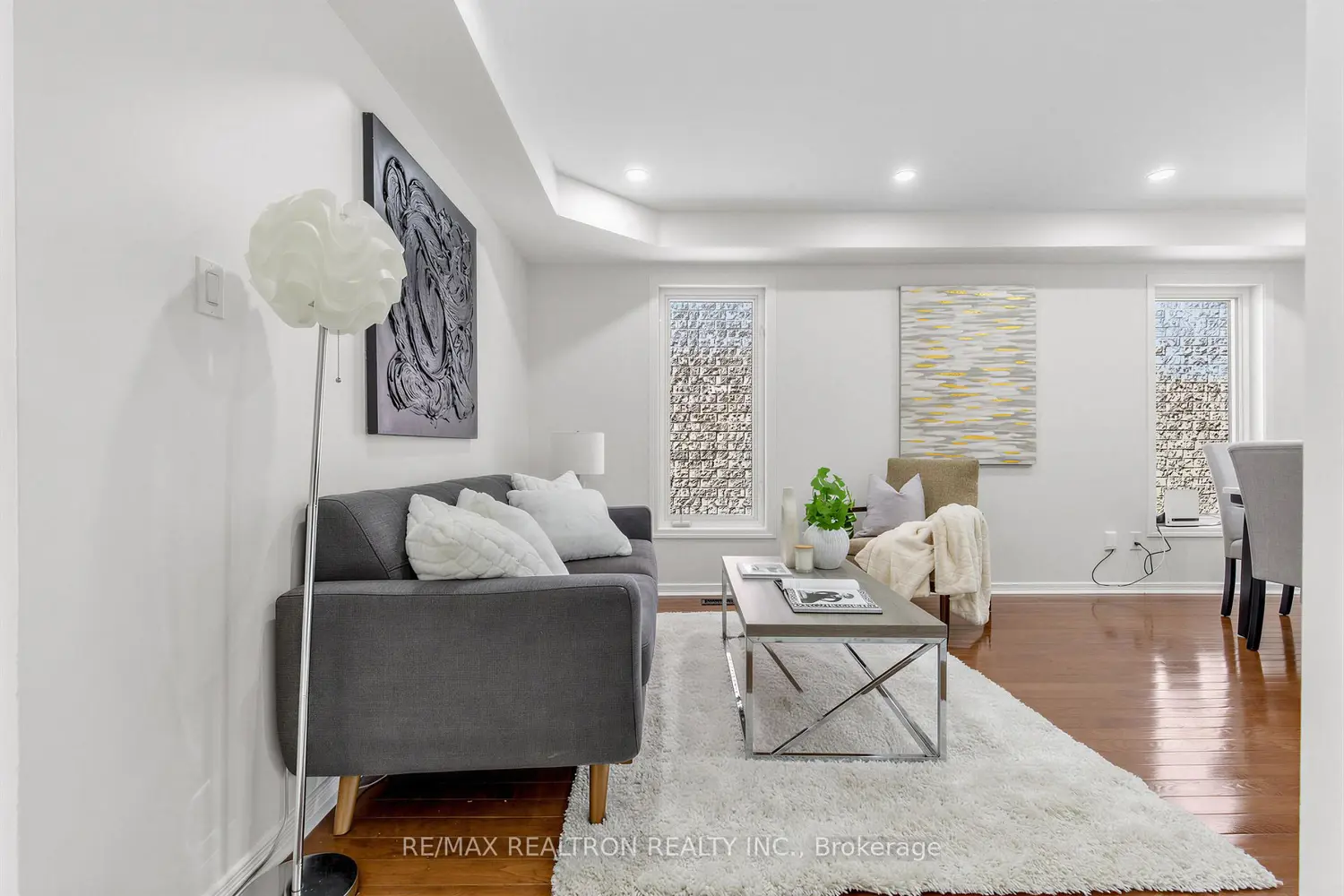 664 Sunbird Trail photo 5