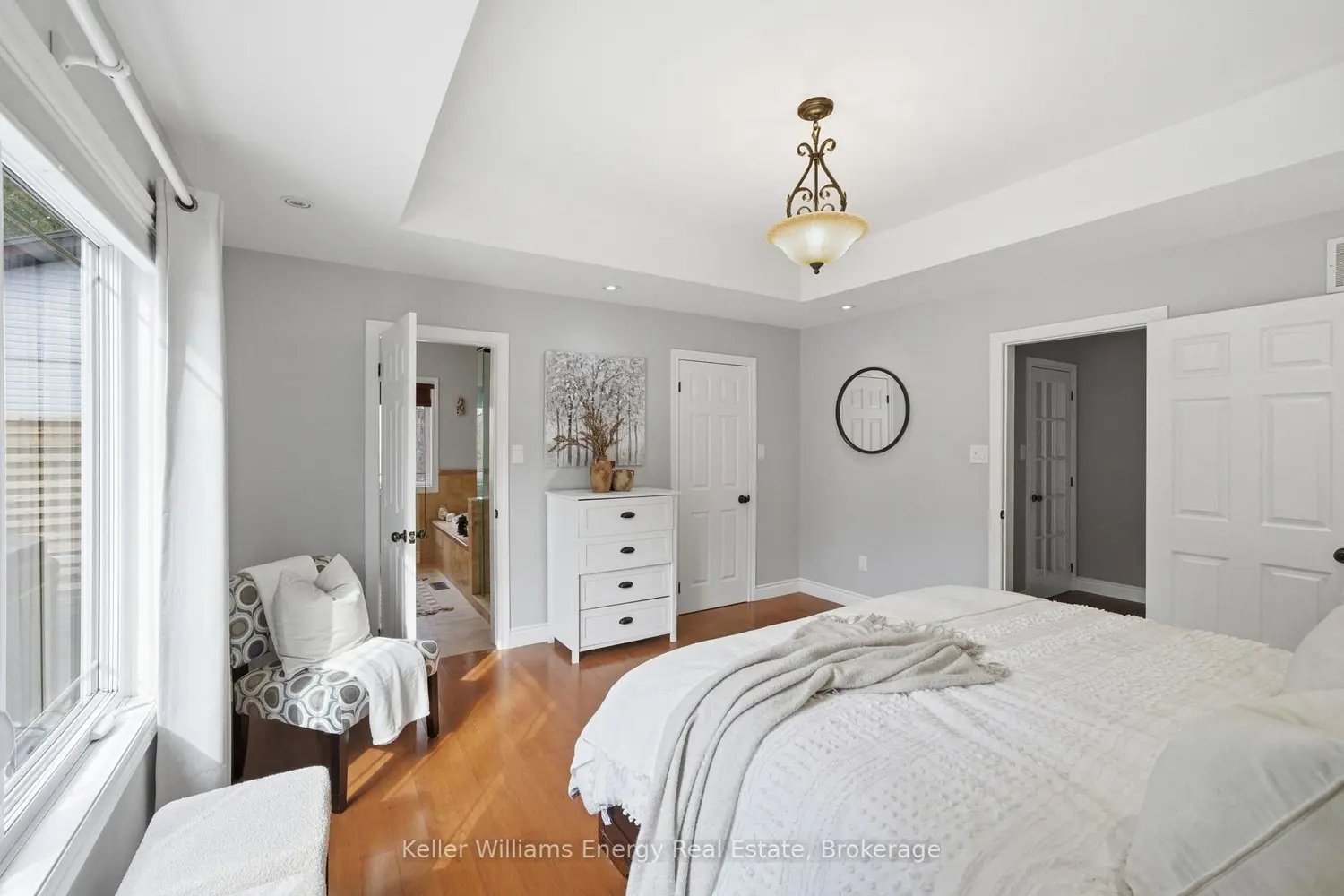 332 Carnegie Beach Road photo 4
