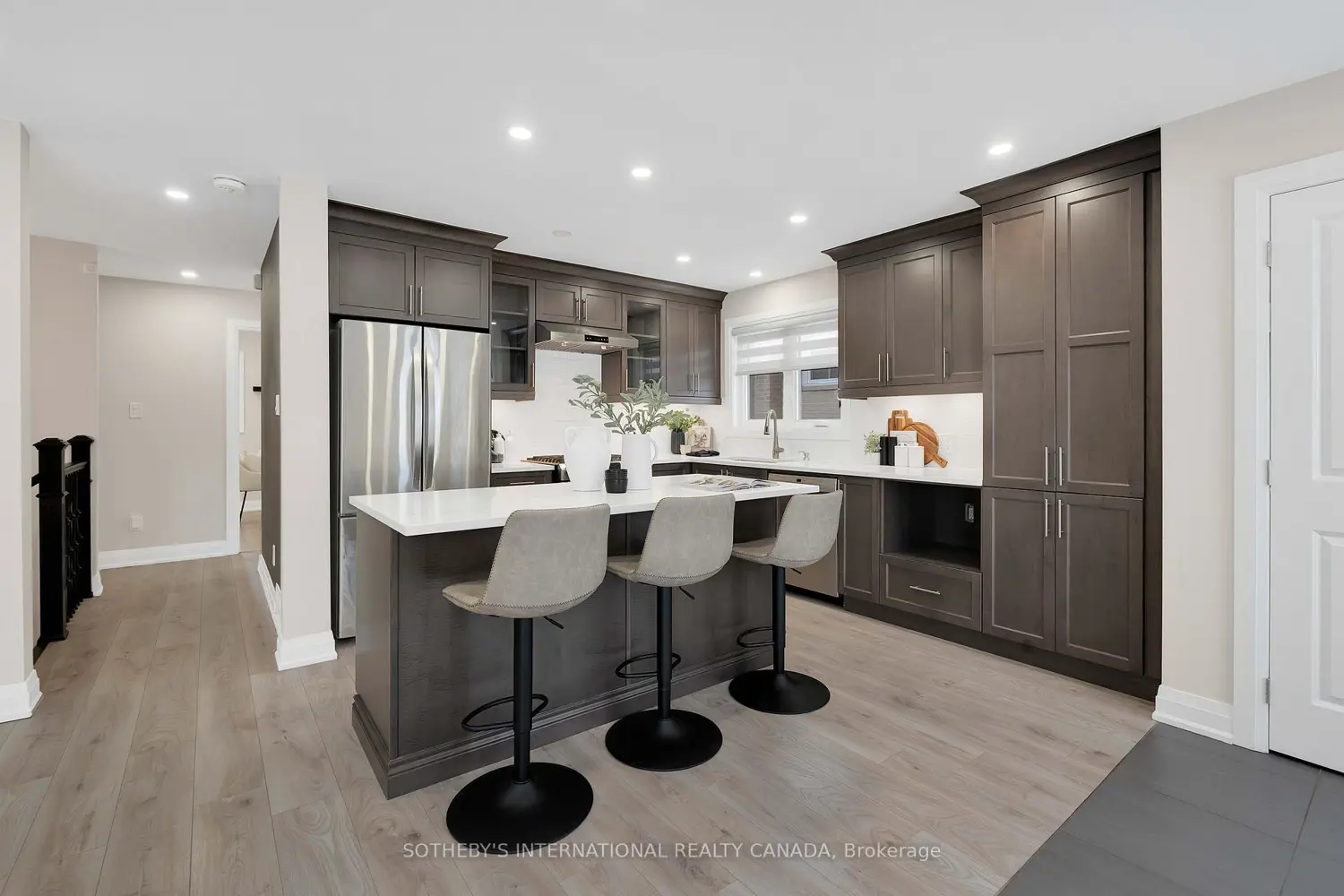 15 Wenderly Drive photo 3