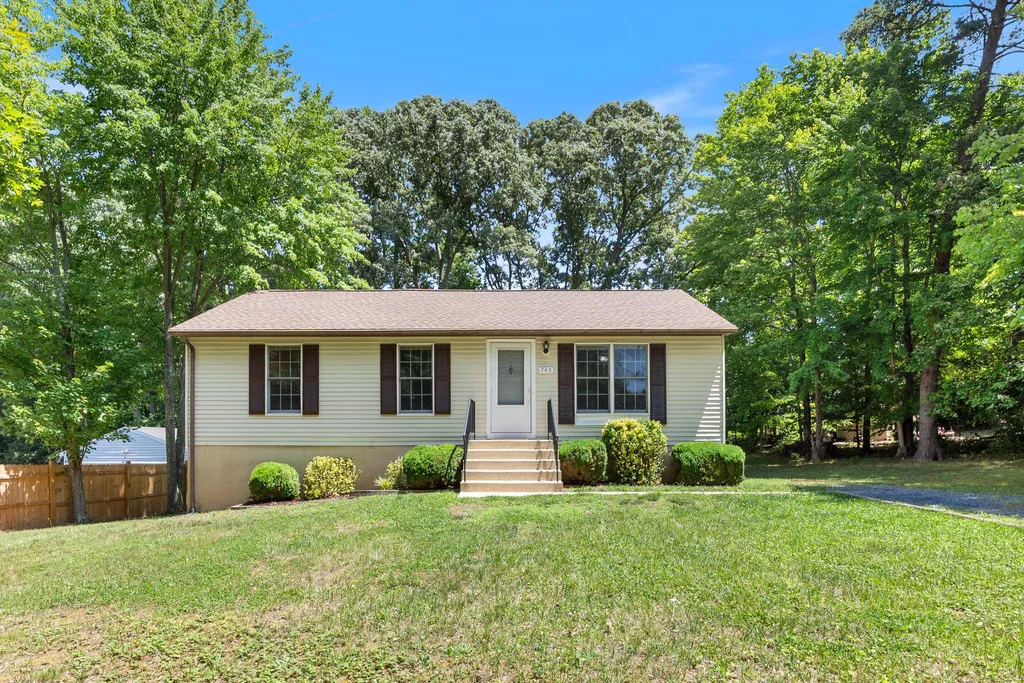 745 White Sands Drive, Lusby, MD 20657