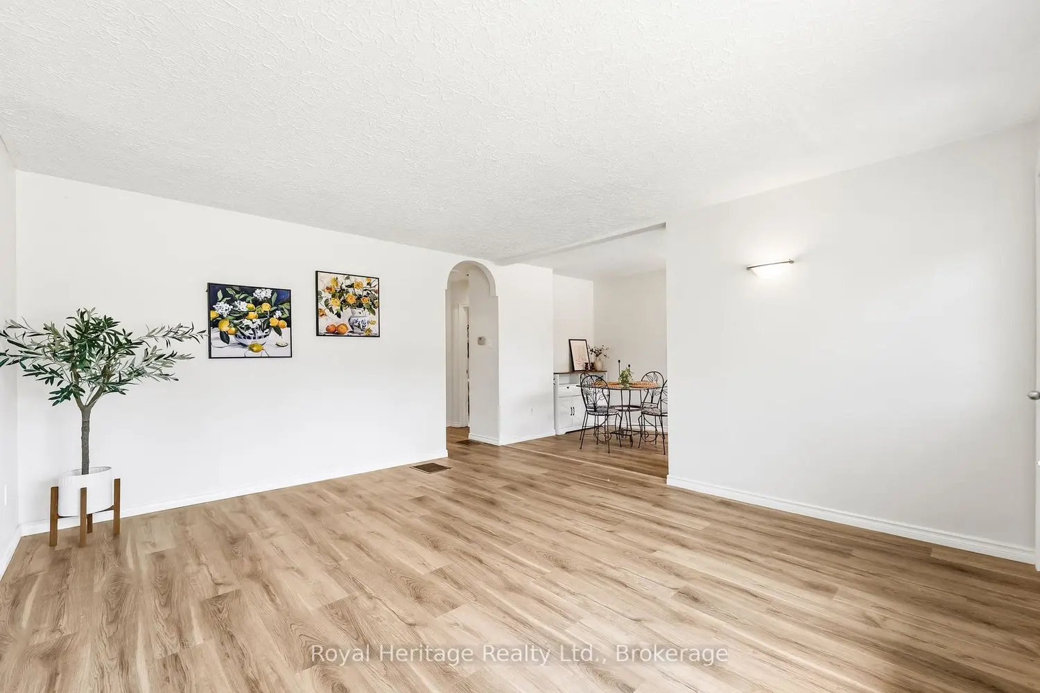 918 Smith Street photo 5