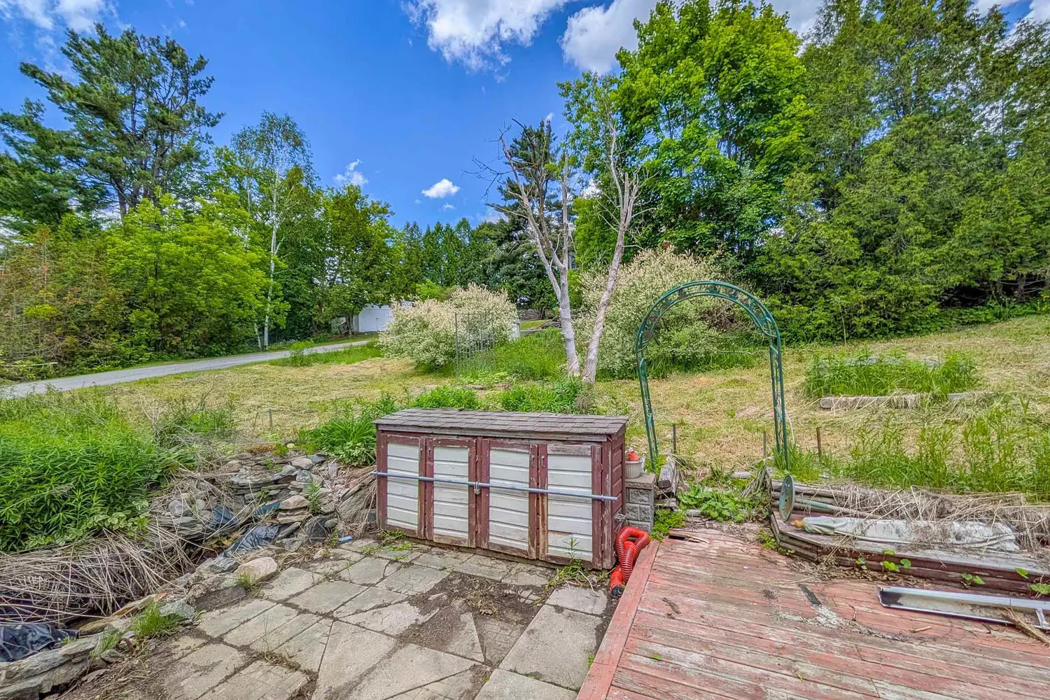 12 Valley Drive photo 5