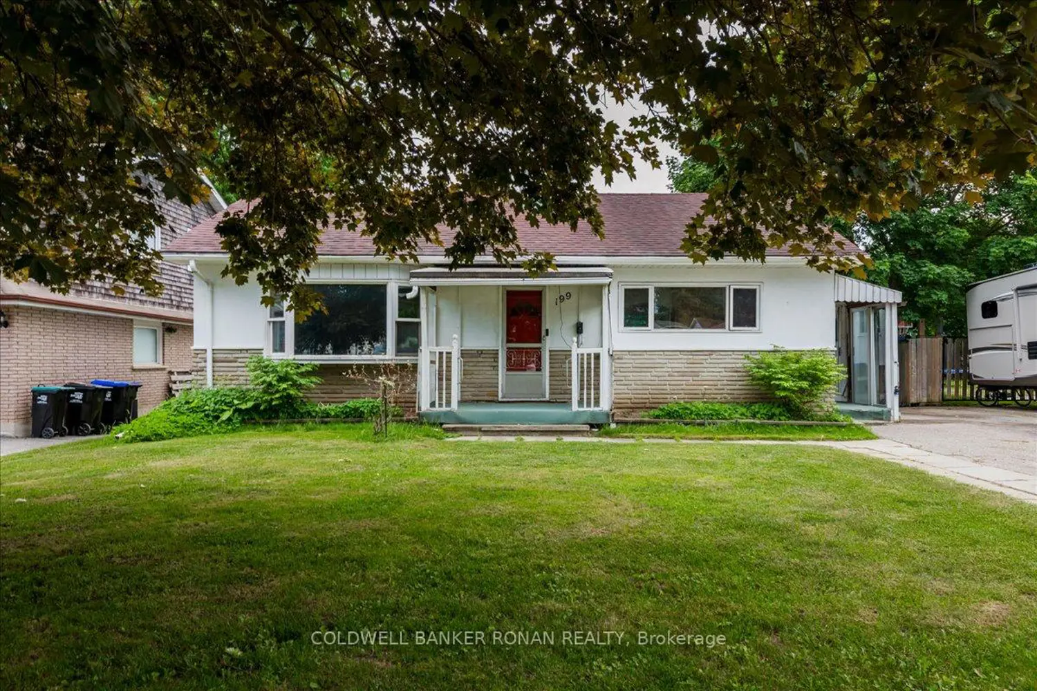 199 Tupper Street photo 2