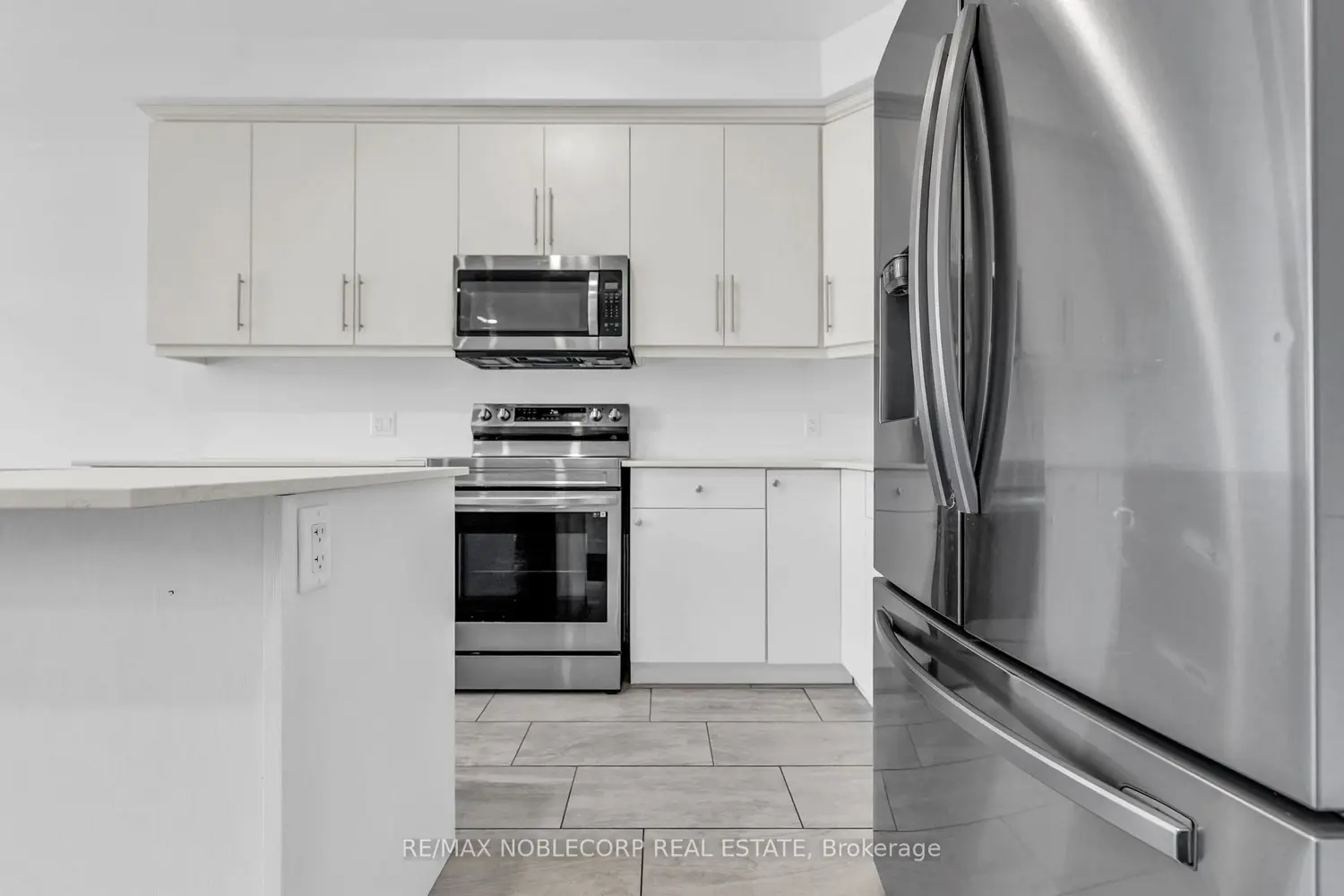 745 Chelton Road photo 3