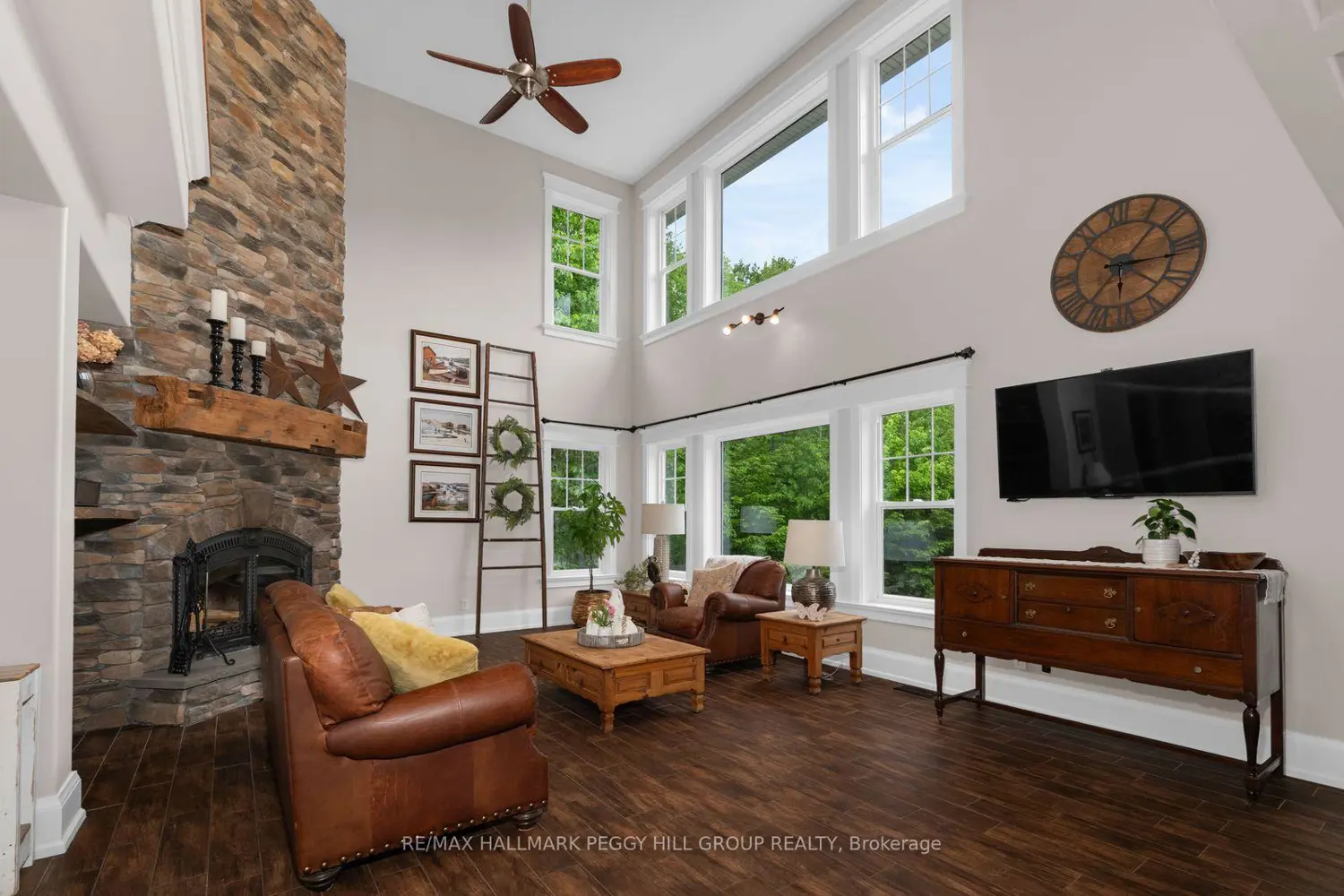 185 Skylark Road photo 2