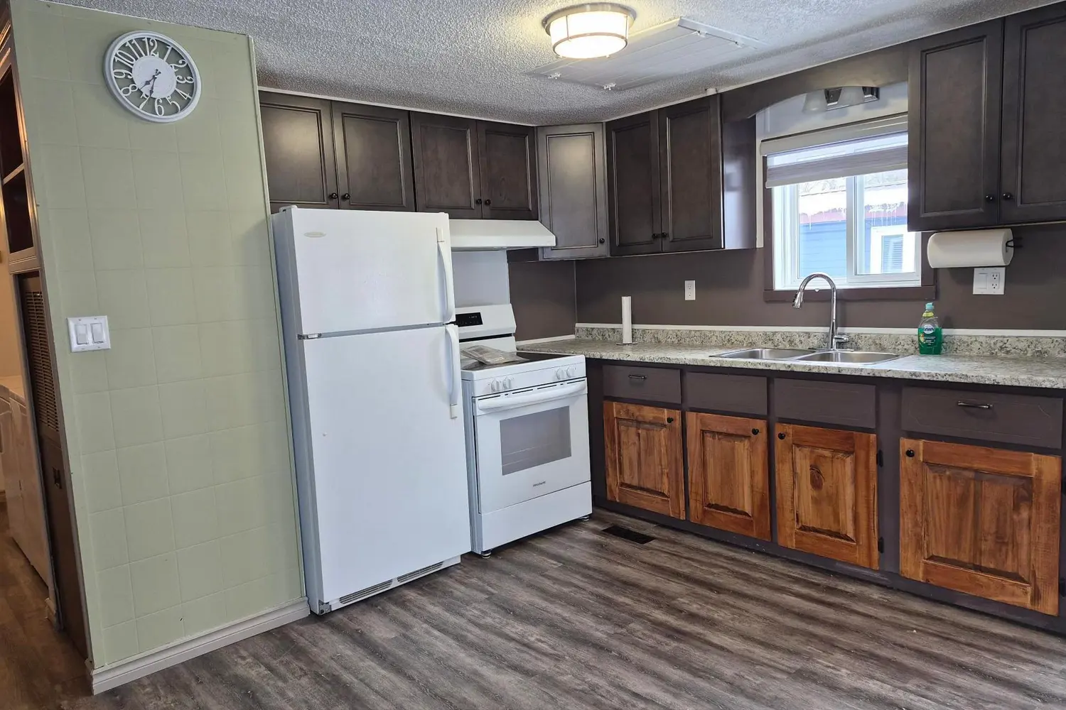 66 Jackson Crescent photo 4