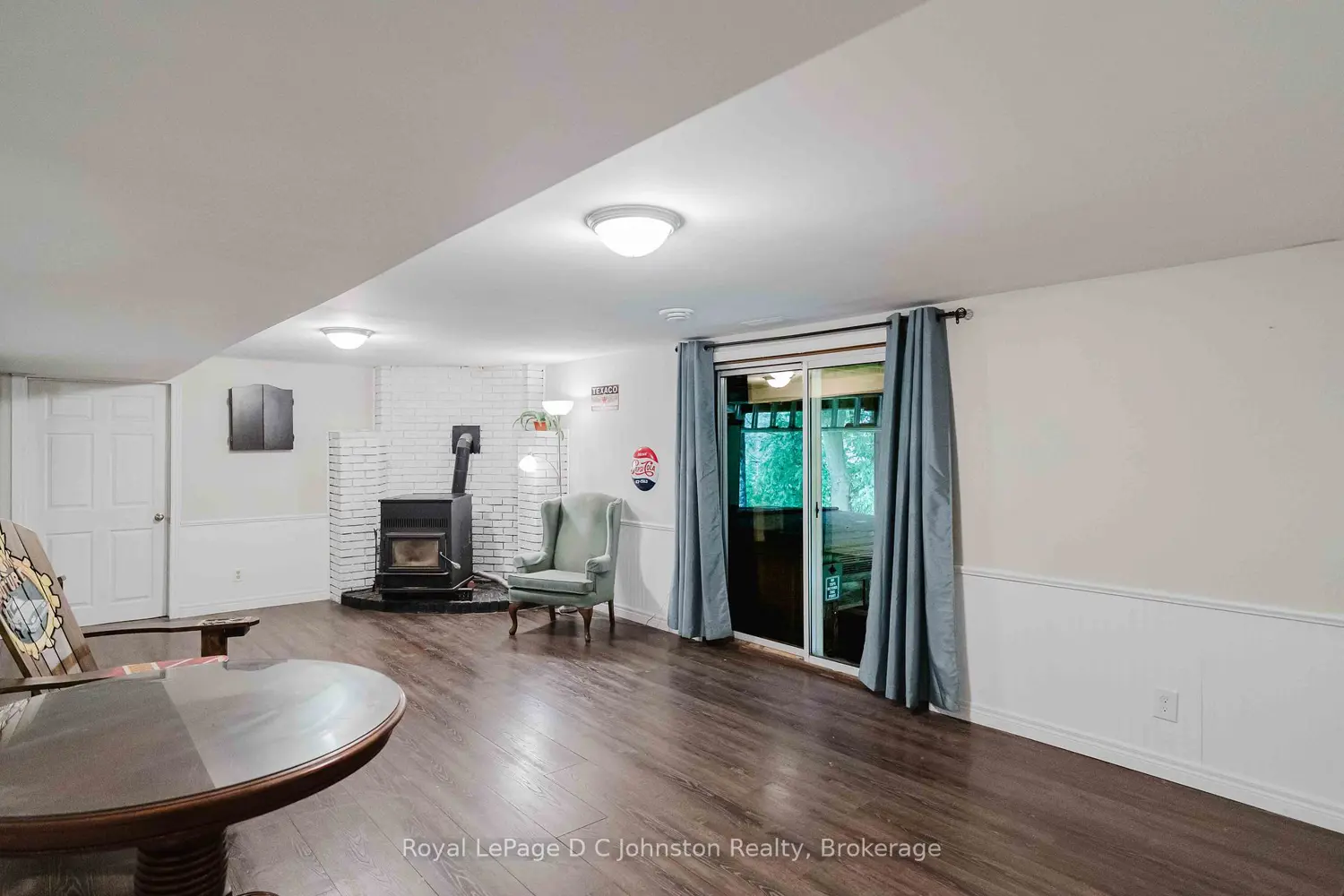 217 Albert Street photo 5