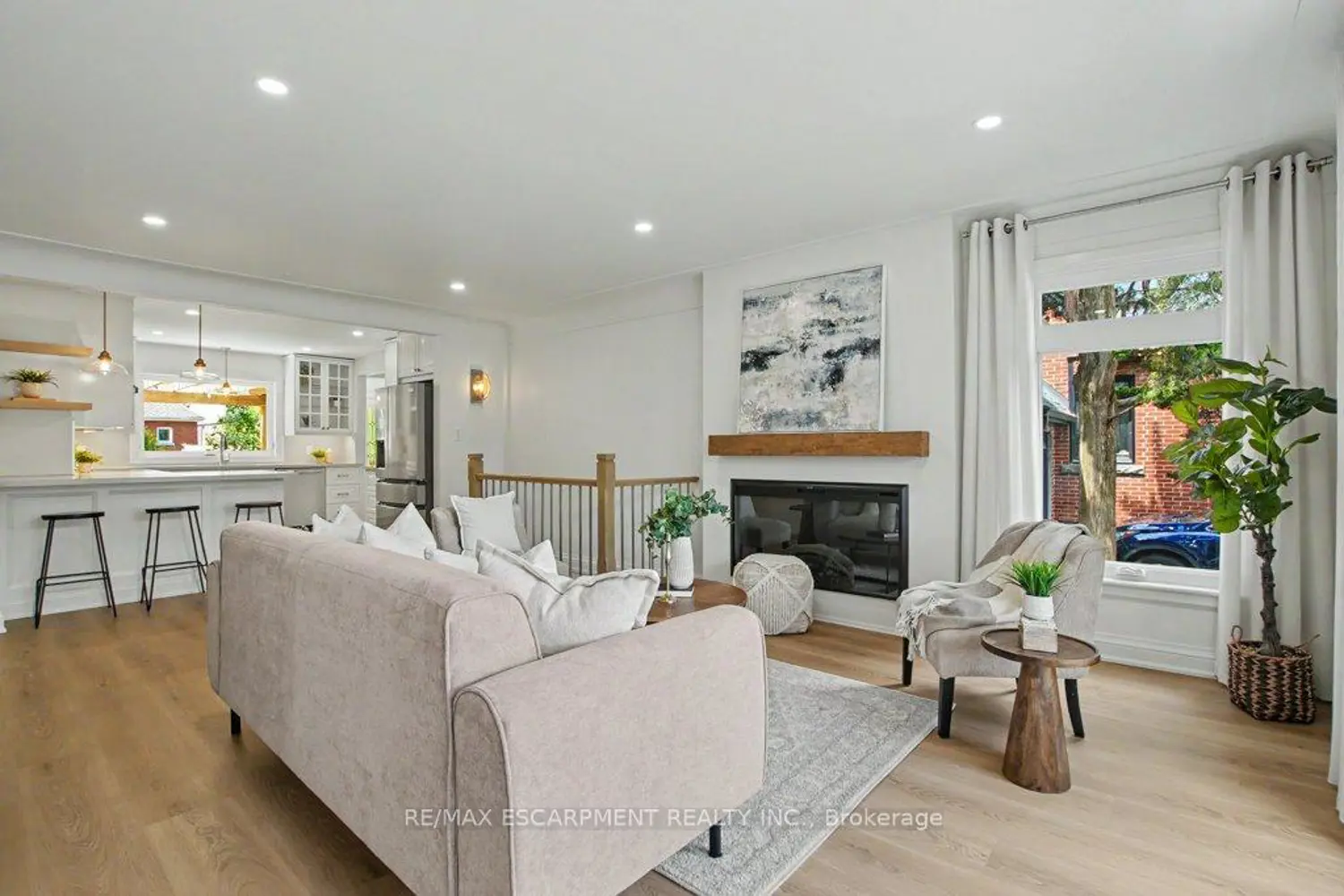 72 Mountain Park Avenue photo 4
