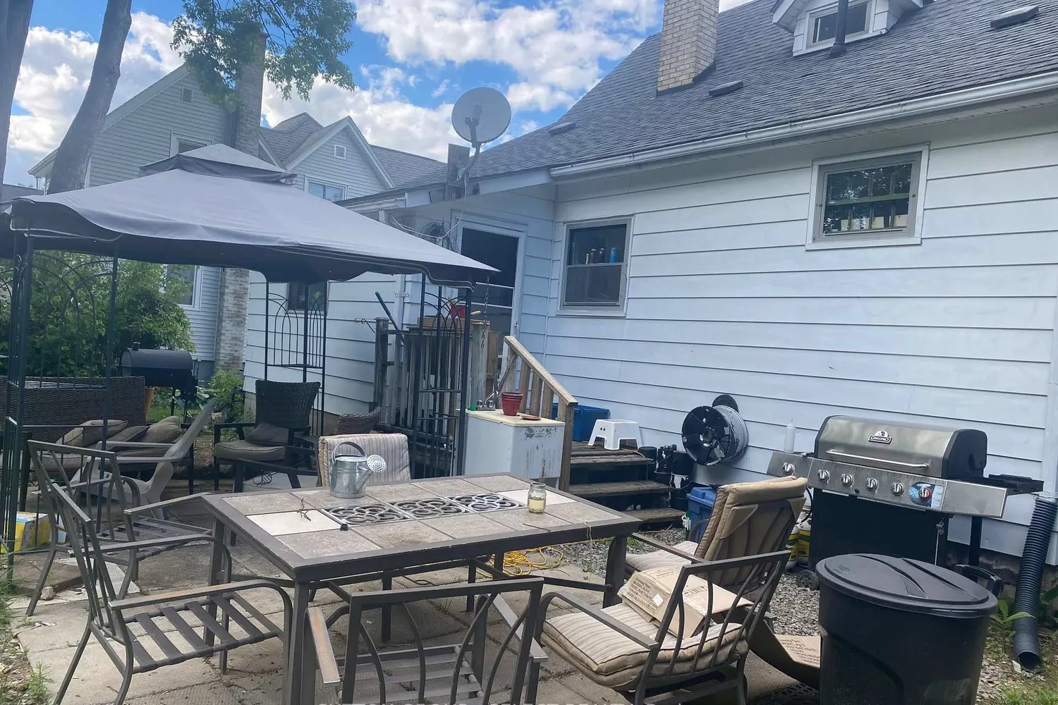 194 Nancy Street photo 3