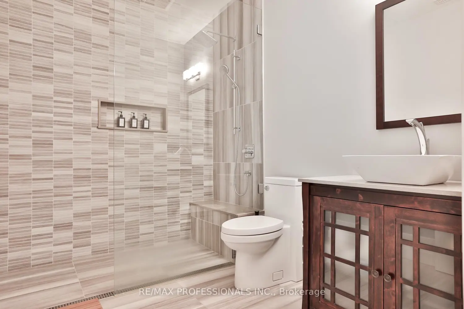 262 Maple Grove Drive photo 5