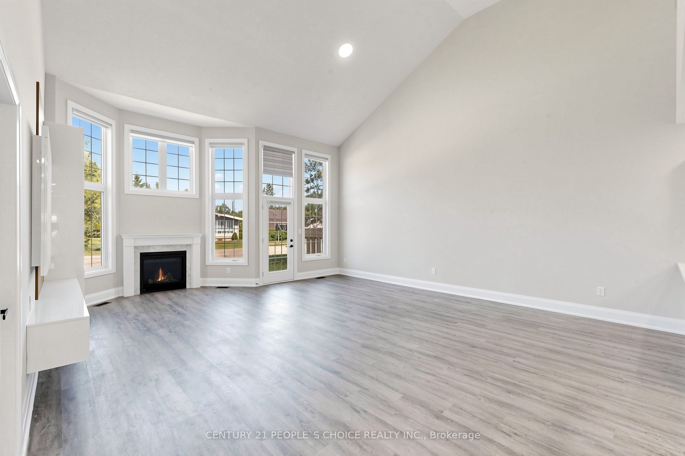 8 Durham Road, Bracebridge, ON, P1L 0B7 photo 4