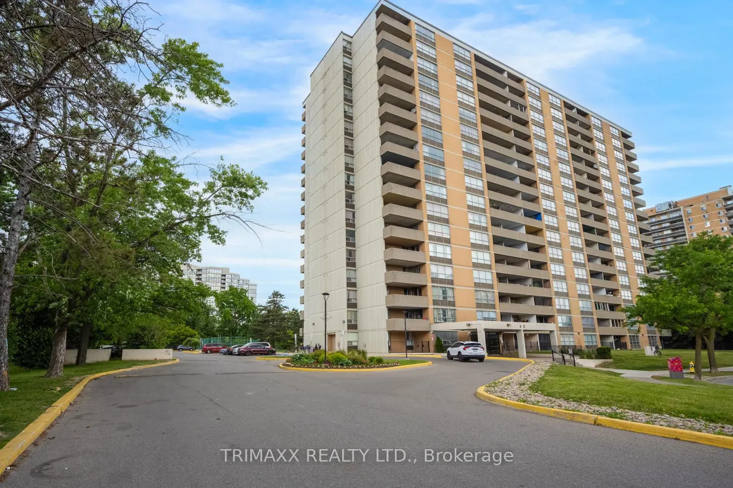 40 Panorama Court 404