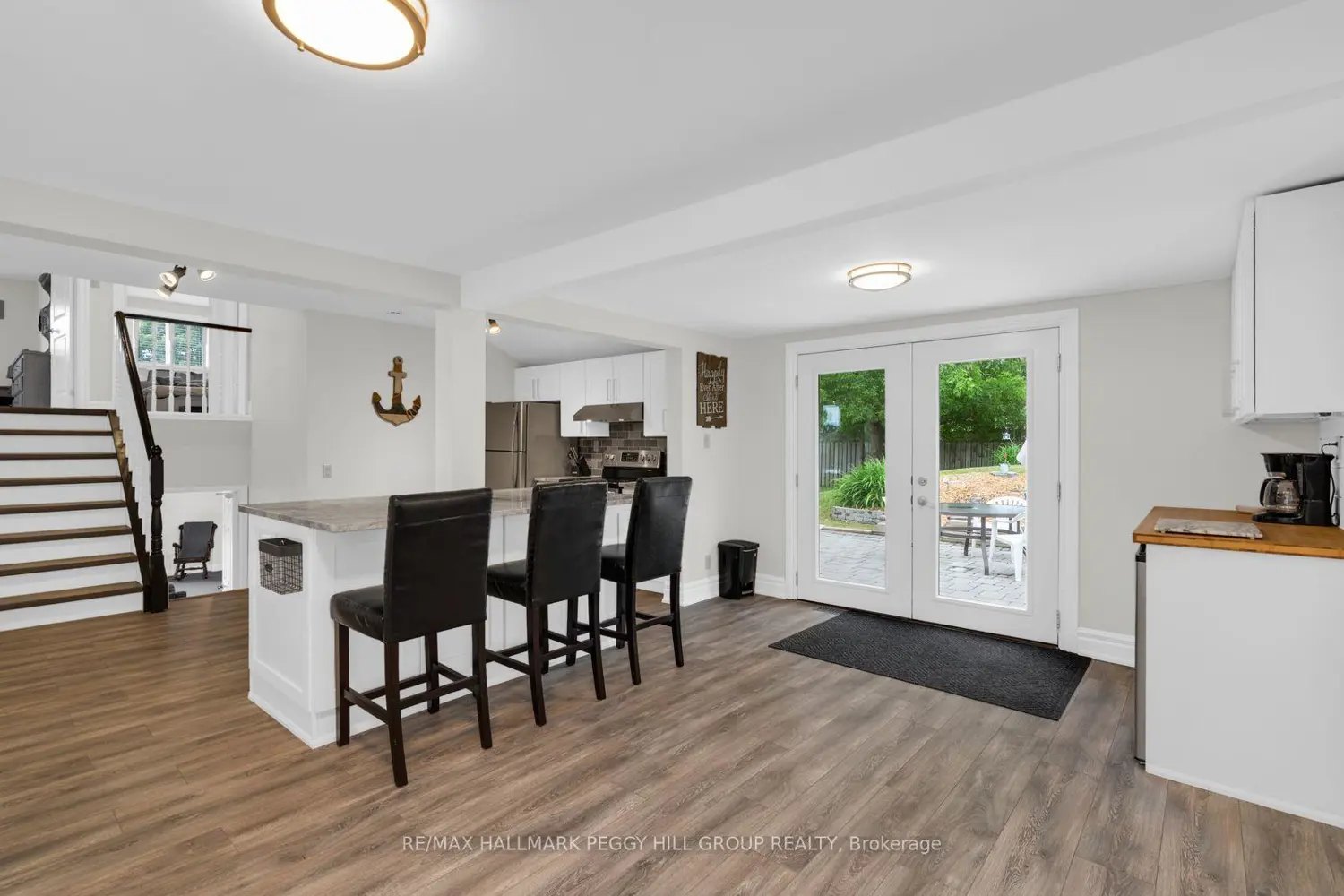 3 Earldom Boulevard photo 2