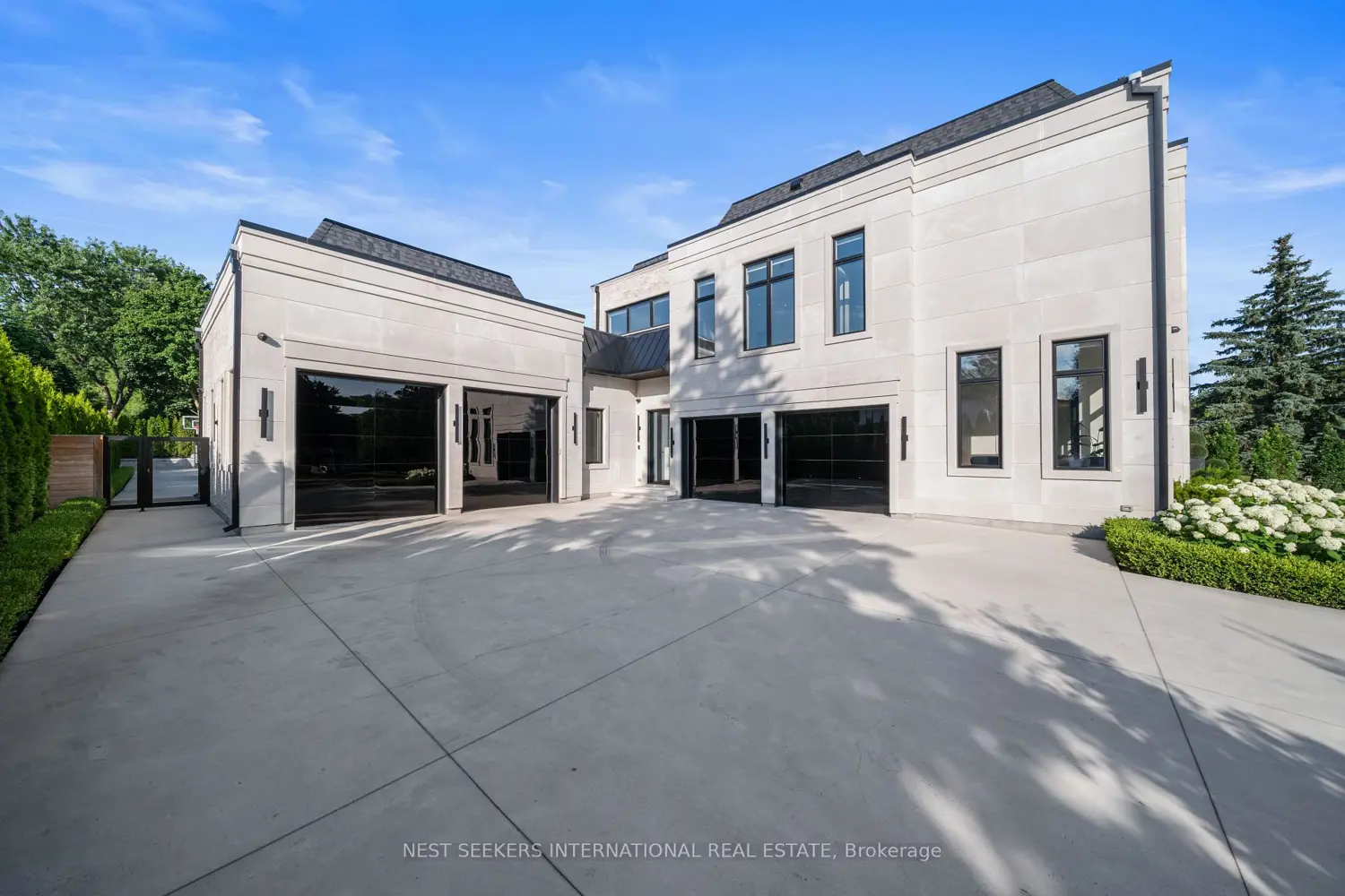 29 Greenside Drive photo 4