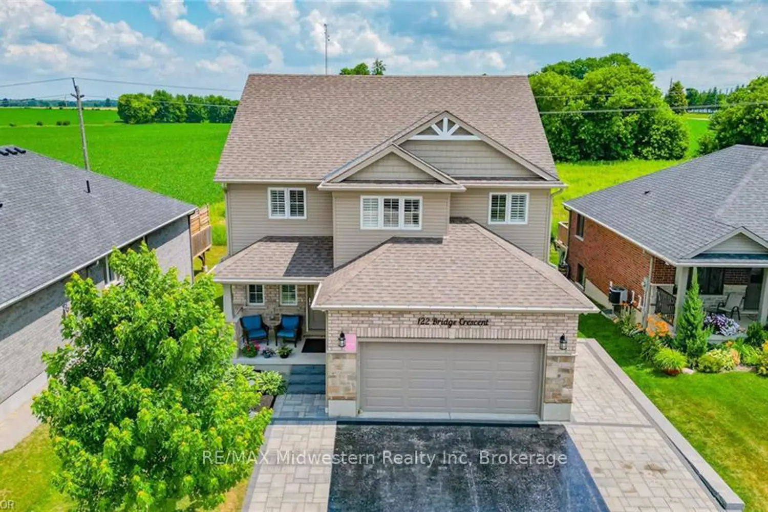 122 Bridge Crescent