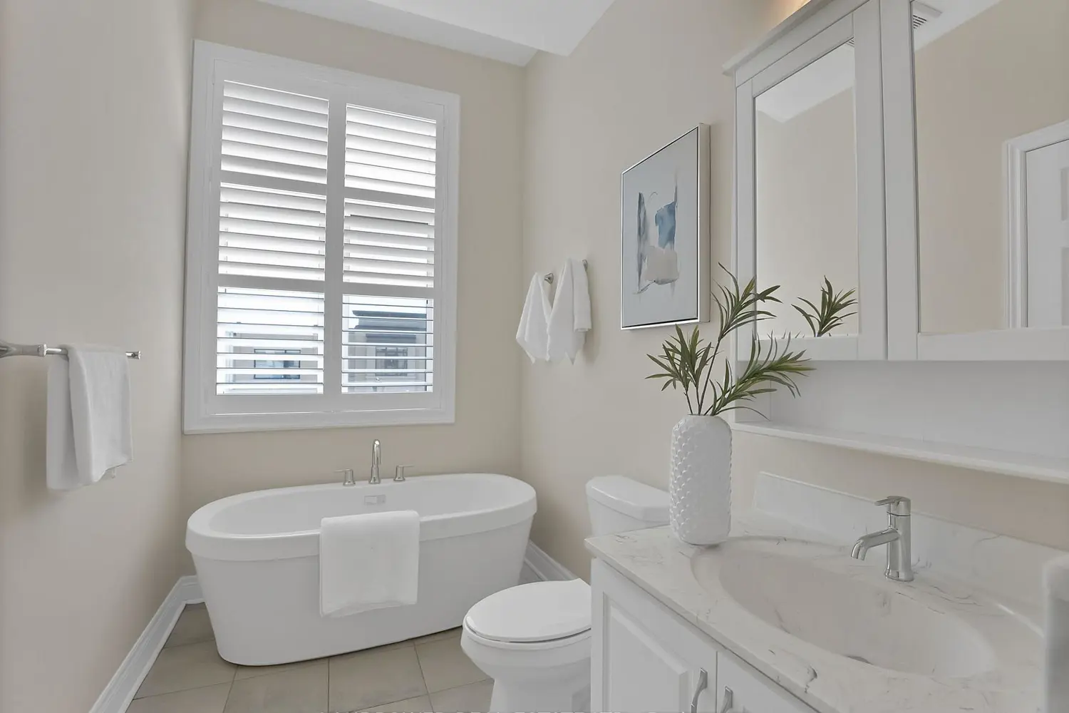 8 Aylin Crescent photo 5