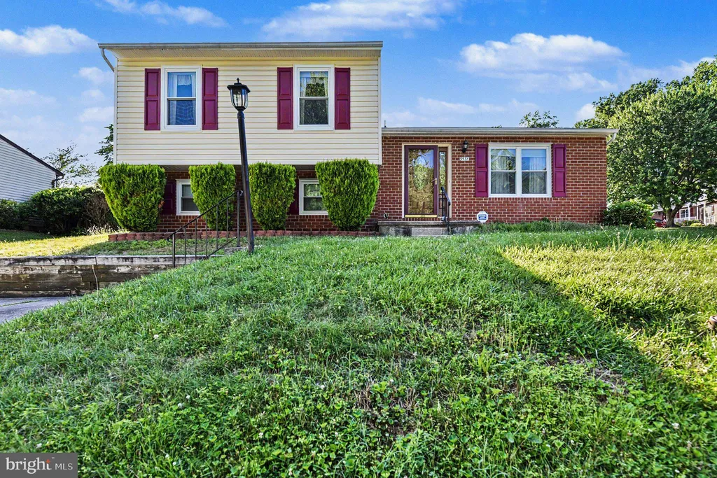 9531 Gunhill Circle, Baltimore, MD 21236 photo 2