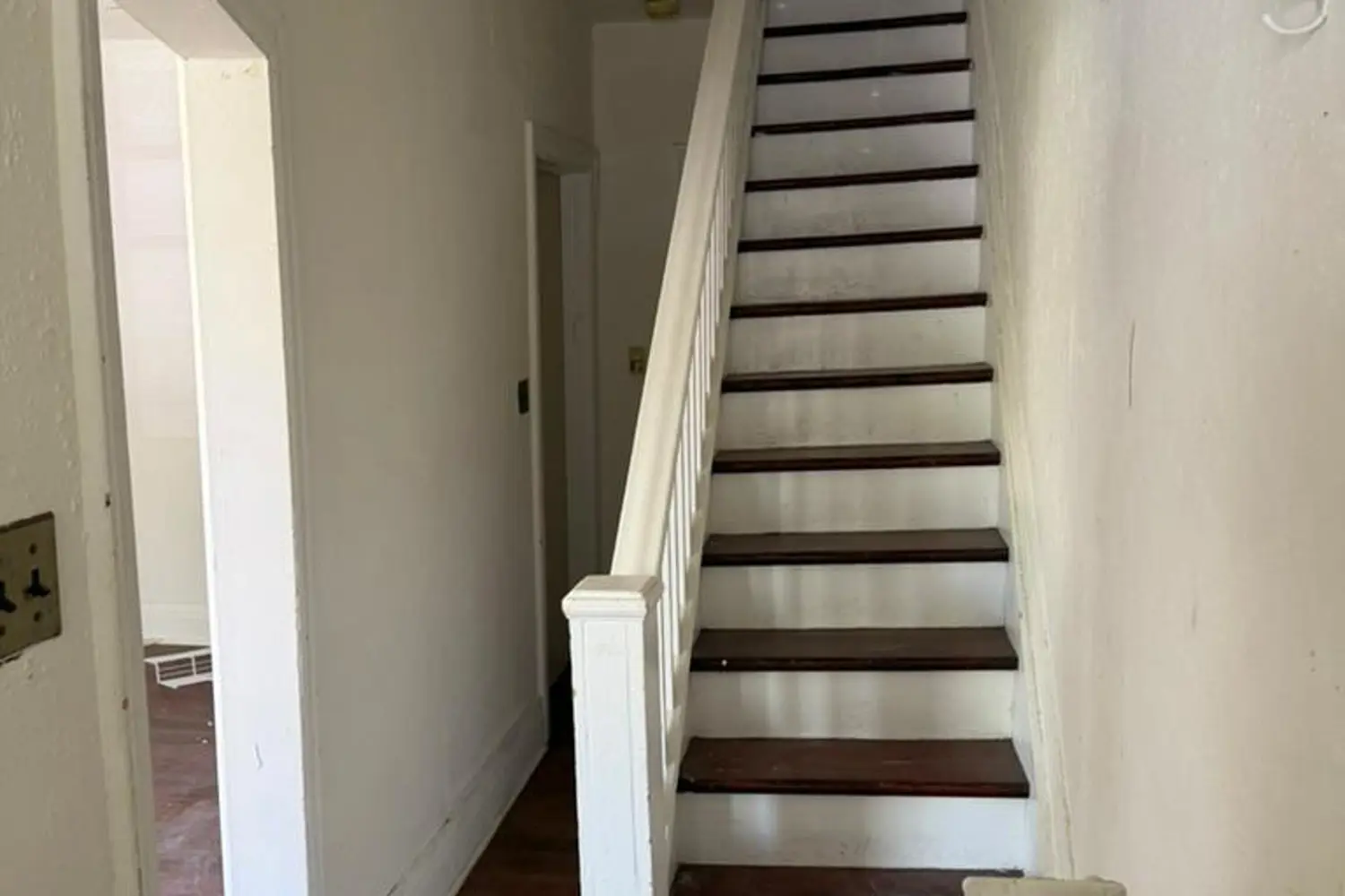 73 Hocken Avenue photo 2