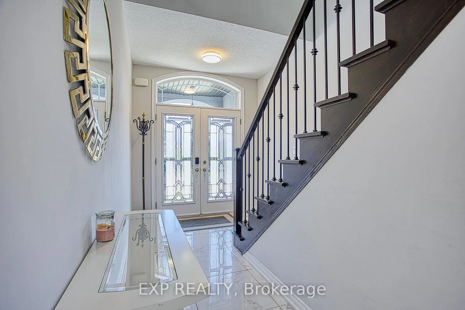 17 Narbonne Crescent photo 4