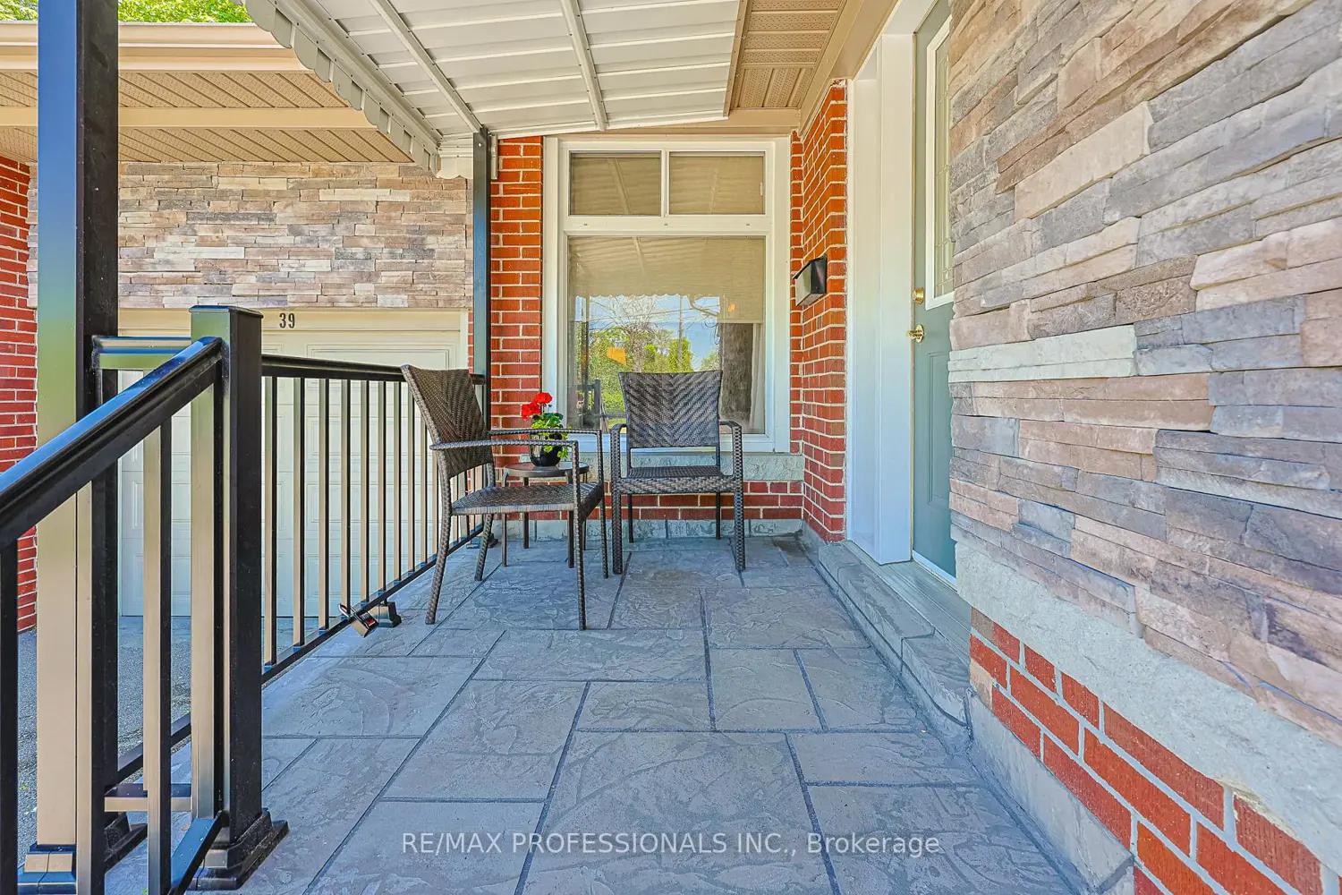 39 Sealcove Drive photo 2
