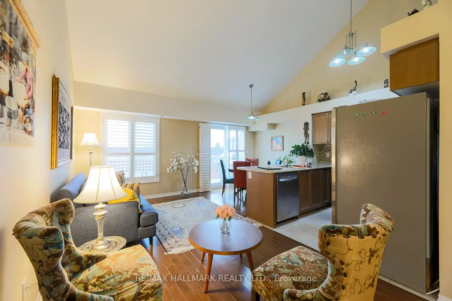 649D Warden Avenue 24 photo 4