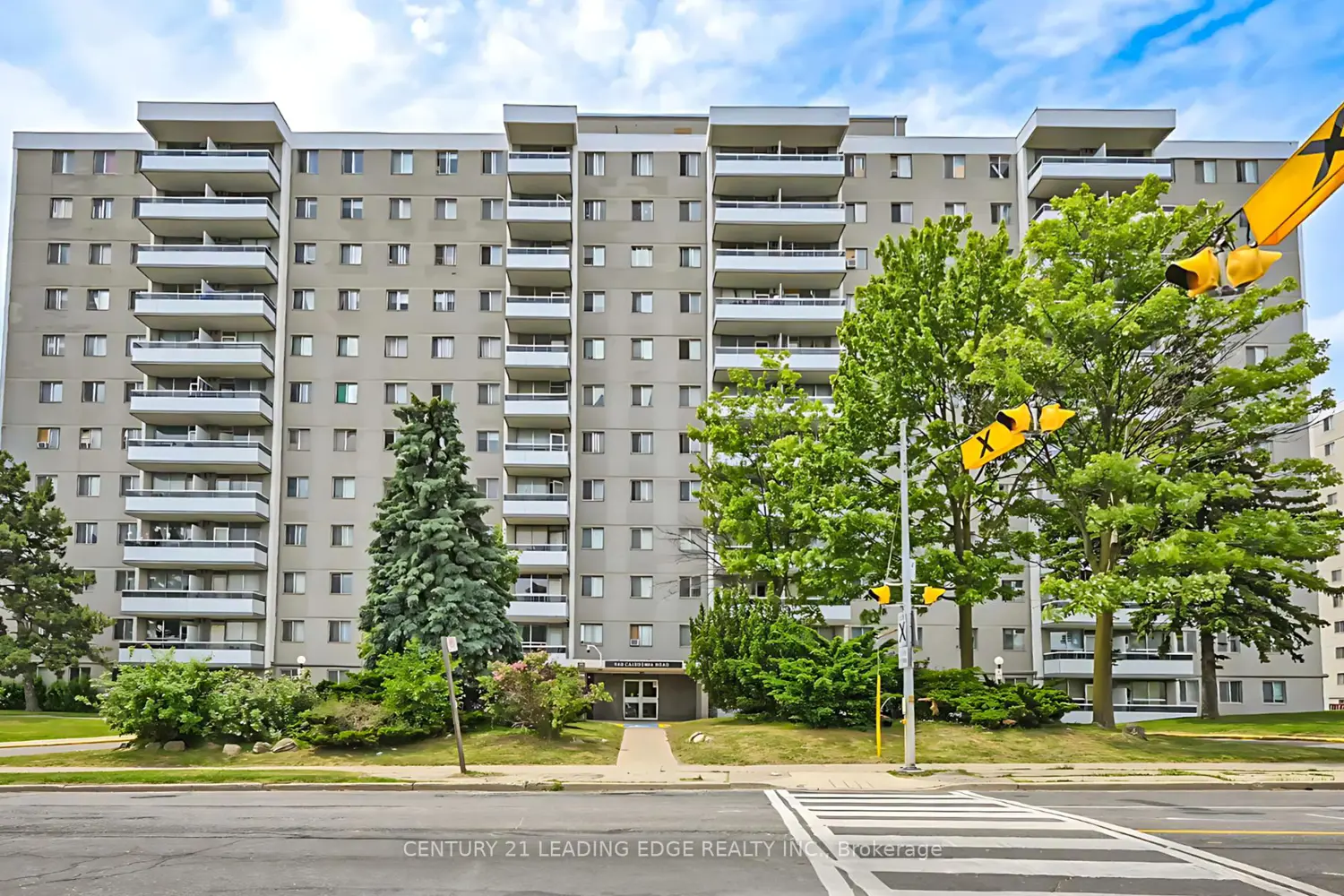 940 Caledonia Road 611