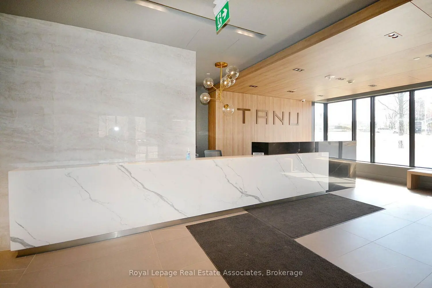 21 Park Street 706 photo 2