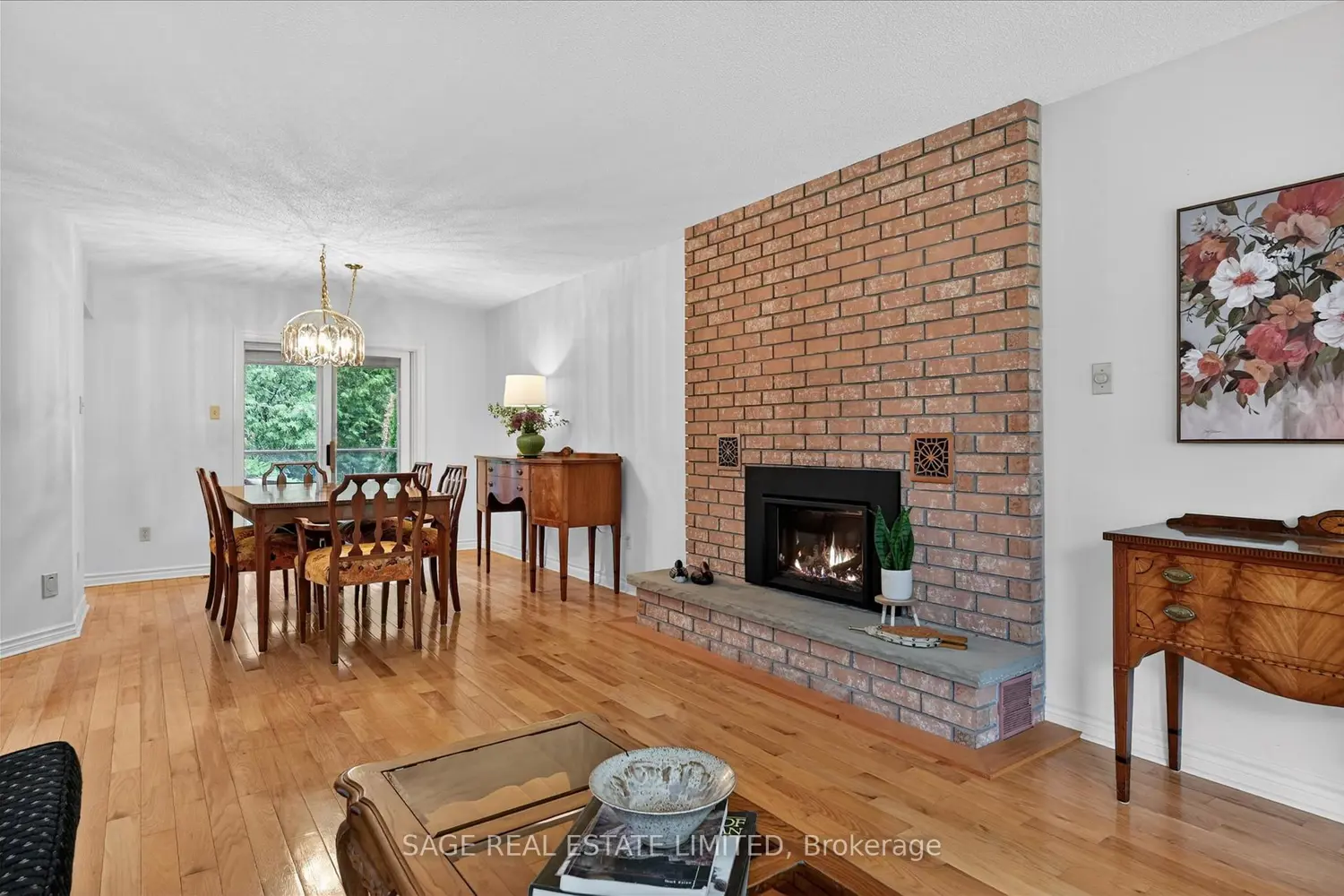 34 Patricia Place photo 4