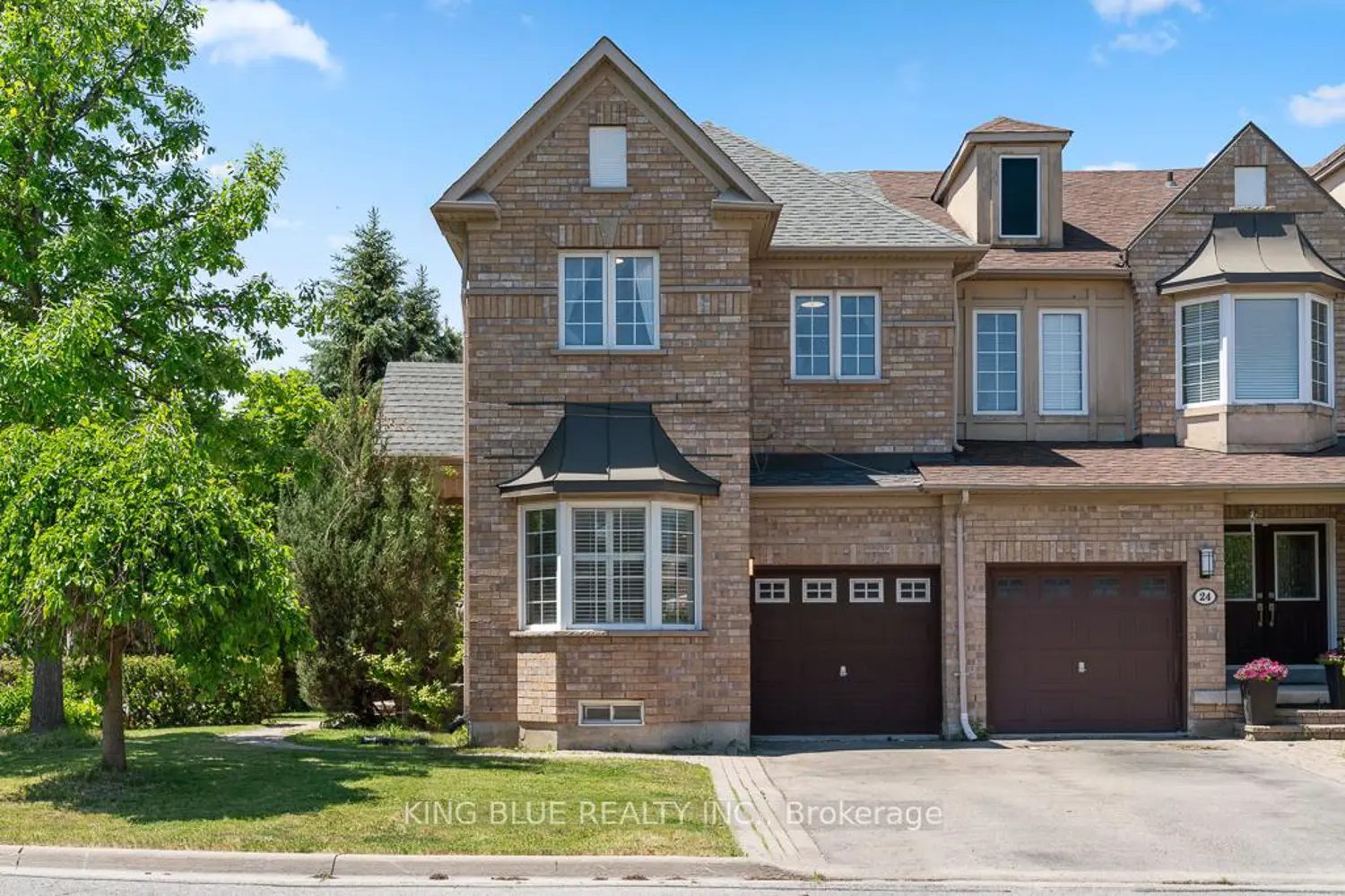 26 Lander Crescent