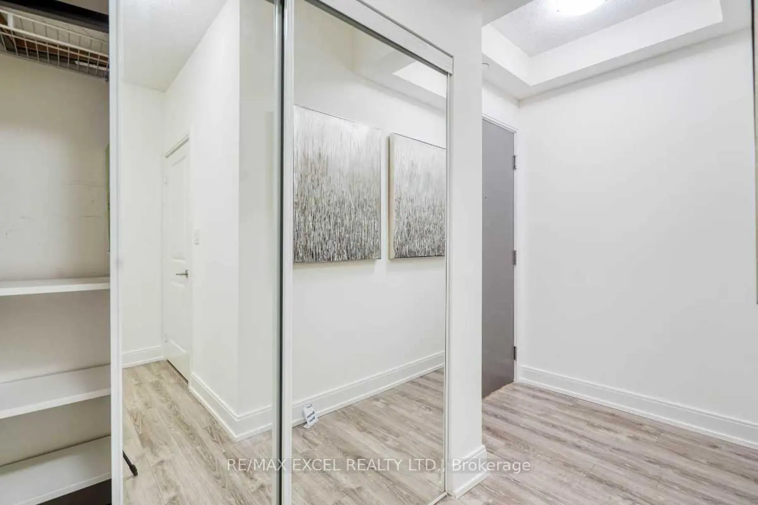 9608 Yonge Street 202A photo 5